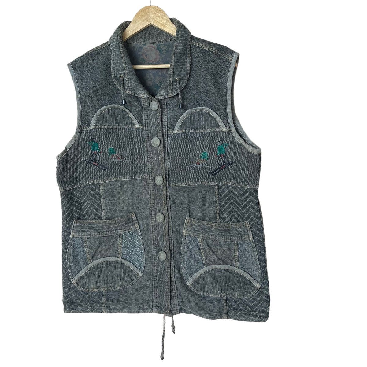 Japanese Brand 🔥🔥Rare Unbrand Multipocket Tactical Vest Nice Design Vest Size US L / EU 52-54 / 3 - 3 Thumbnail