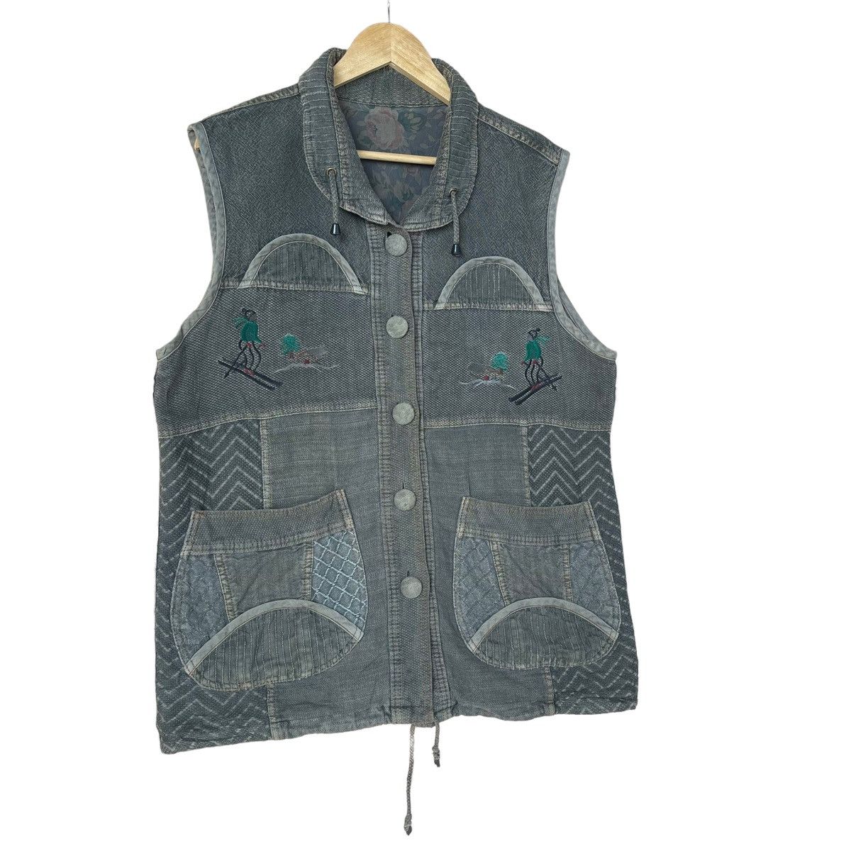 Japanese Brand 🔥🔥Rare Unbrand Multipocket Tactical Vest Nice Design Vest Size US L / EU 52-54 / 3 - 2 Thumbnail