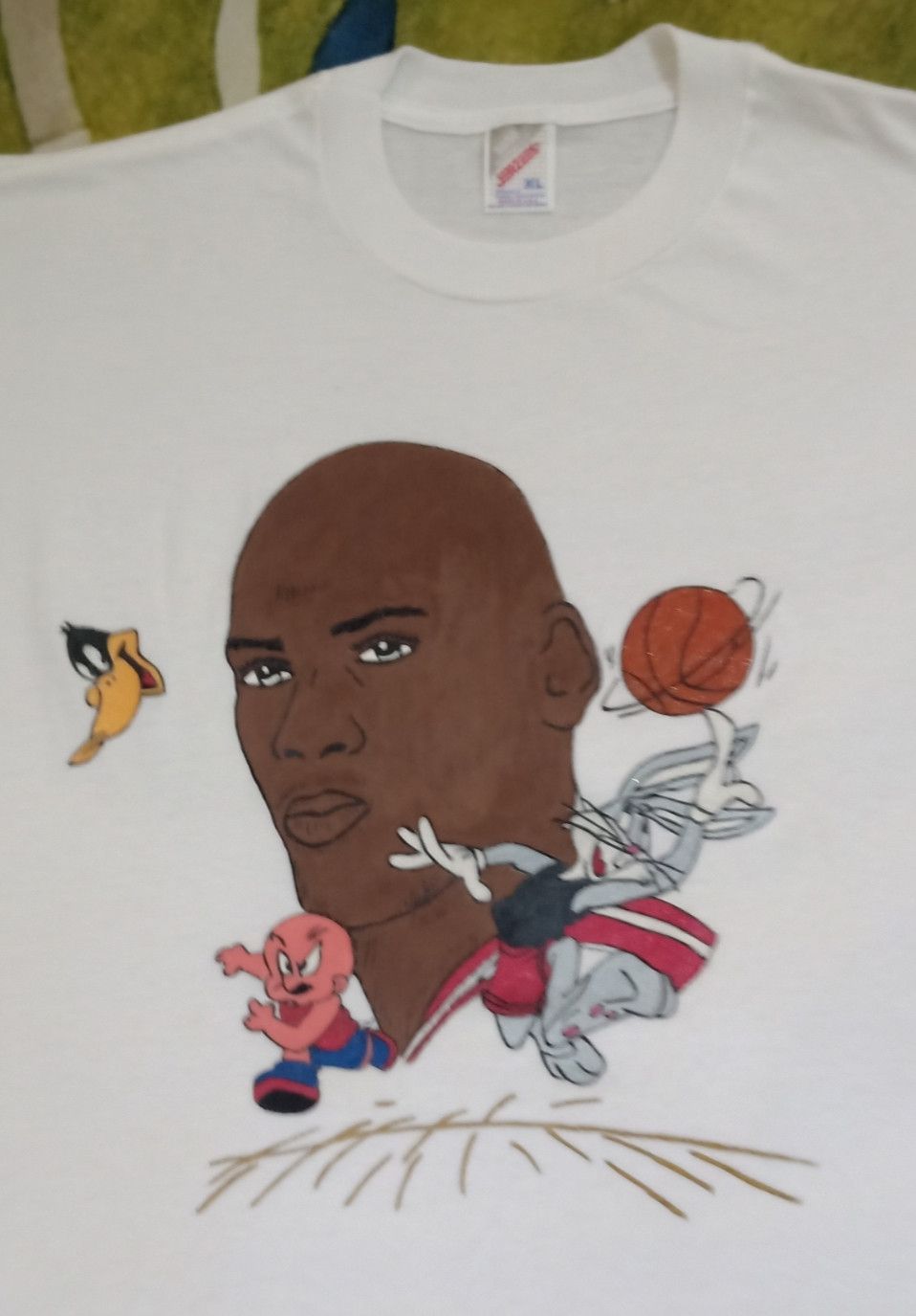 Jerzees × Vintage Vintage 90s Michael Jordan x Looney Tunes Artwork T-shirt Size US XL / EU 56 / 4 - 4 Thumbnail