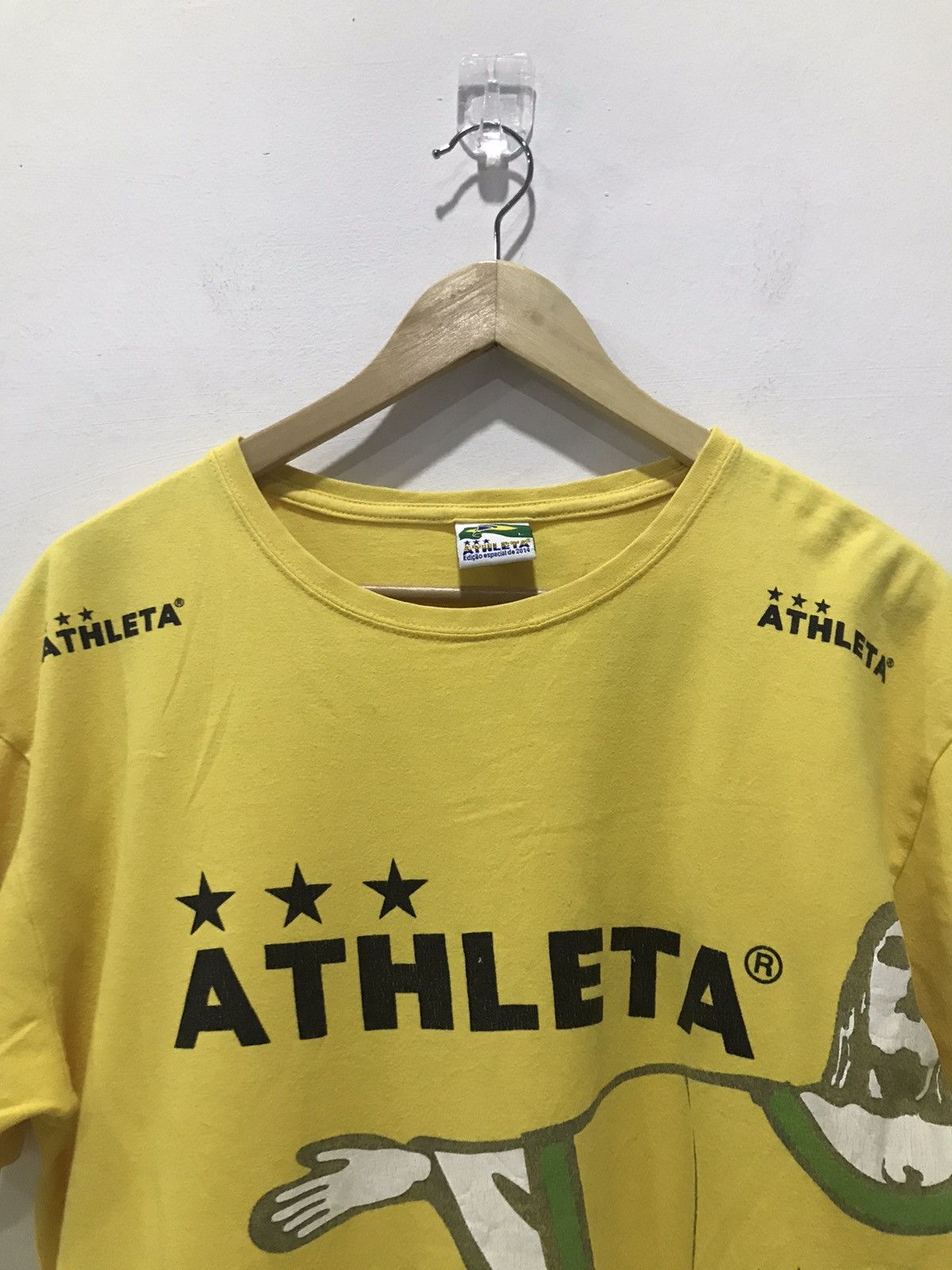 Other Vintage Athleta Brasil overprint tee Size US L / EU 52-54 / 3 - 2 Thumbnail