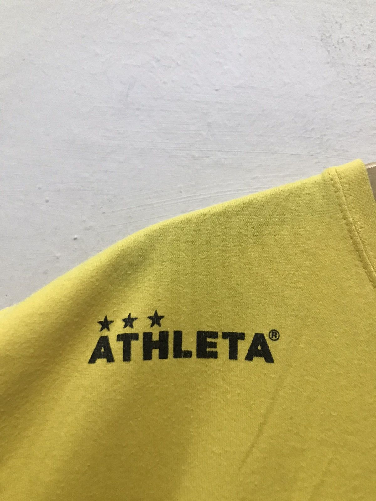 Other Vintage Athleta Brasil overprint tee Size US L / EU 52-54 / 3 - 4 Thumbnail