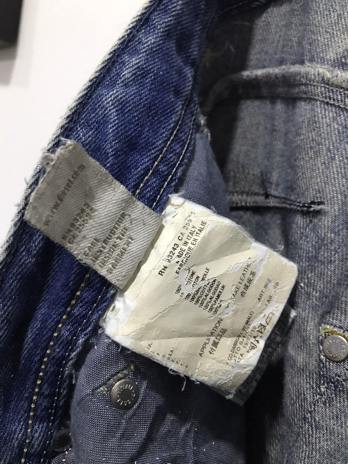 Diesel Diesel Darron Distressed denim MADE IN ITALY Size US 34 / EU 50 - 23 Thumbnail