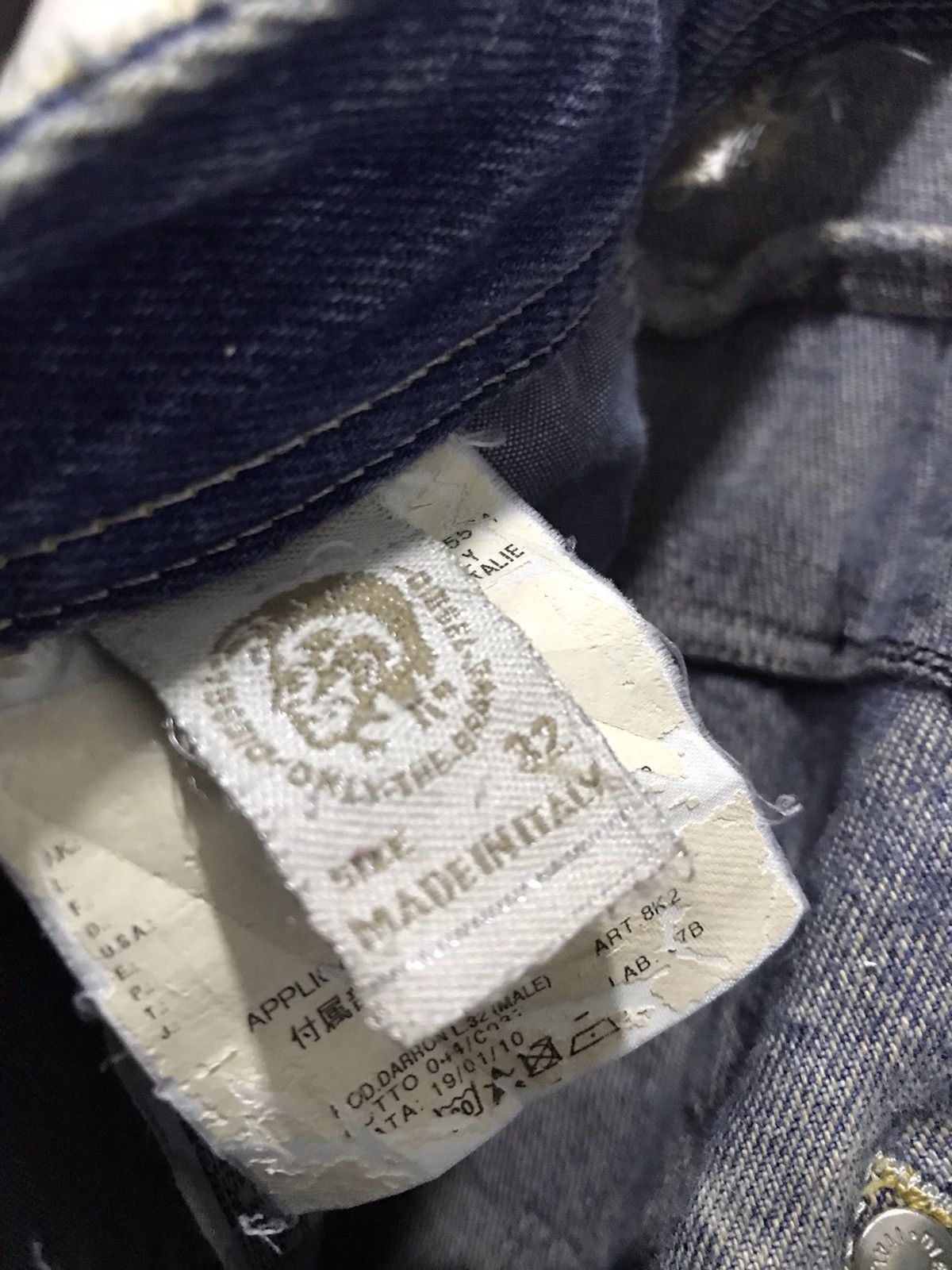 Diesel Diesel Darron Distressed denim MADE IN ITALY Size US 34 / EU 50 - 22 Thumbnail