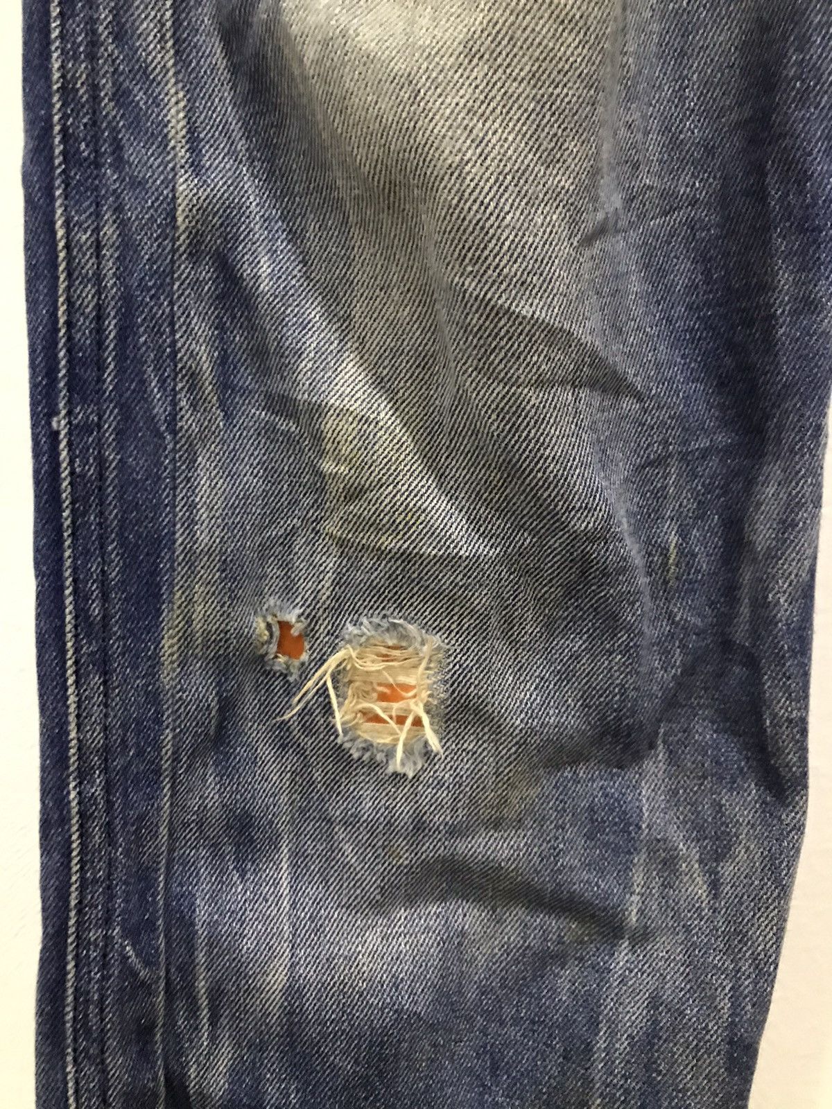 Diesel Diesel Darron Distressed denim MADE IN ITALY Size US 34 / EU 50 - 11 Thumbnail