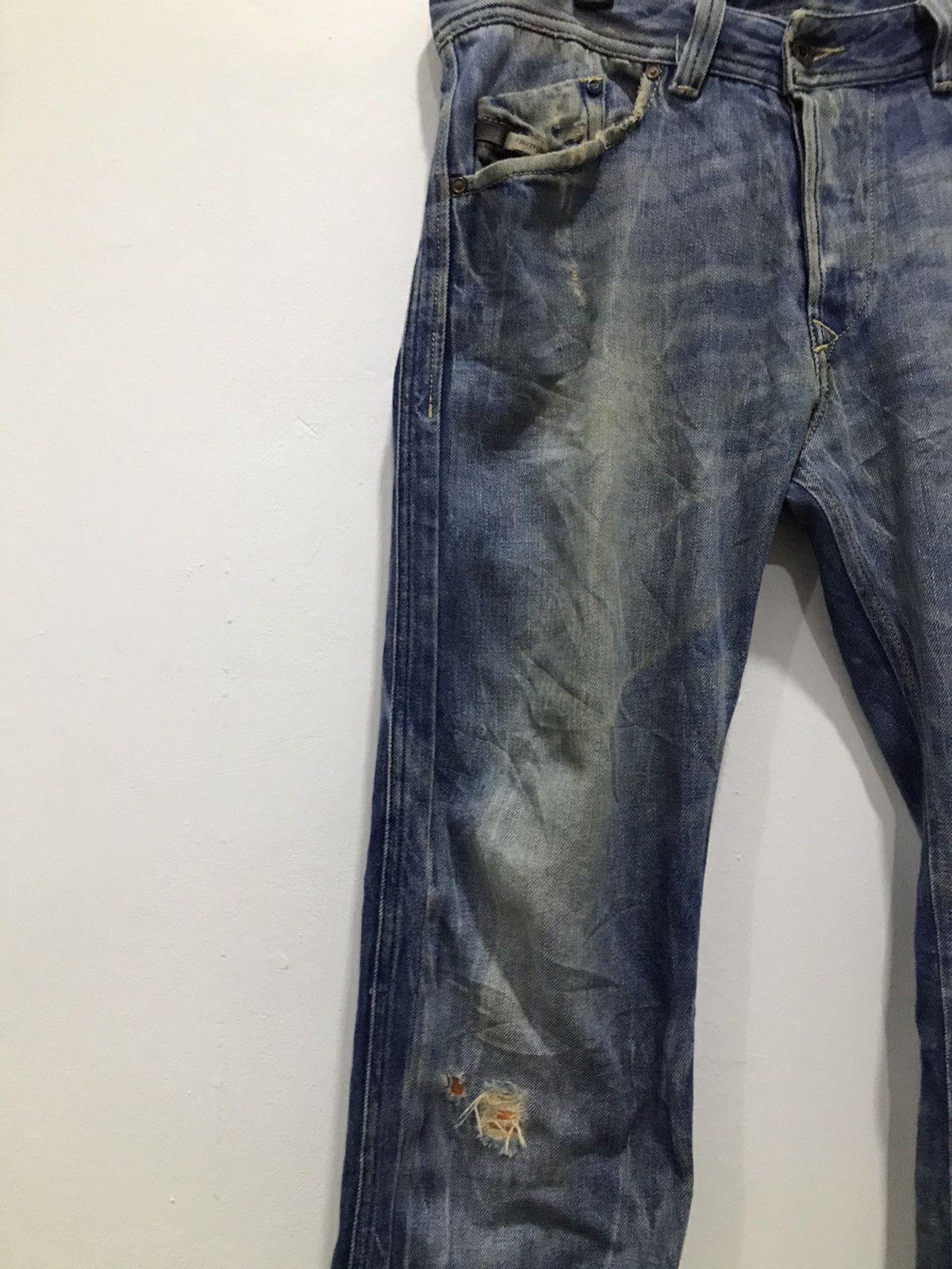Diesel Diesel Darron Distressed denim MADE IN ITALY Size US 34 / EU 50 - 10 Thumbnail