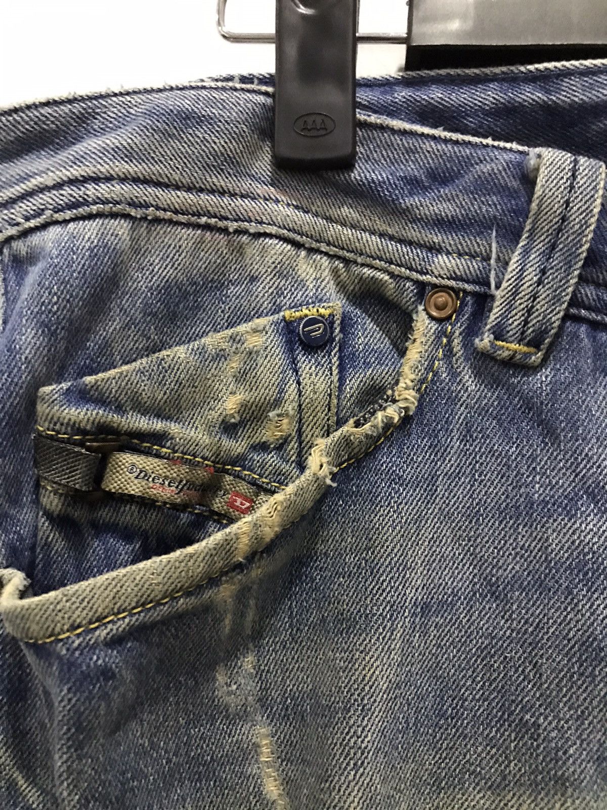 Diesel Diesel Darron Distressed denim MADE IN ITALY Size US 34 / EU 50 - 15 Thumbnail