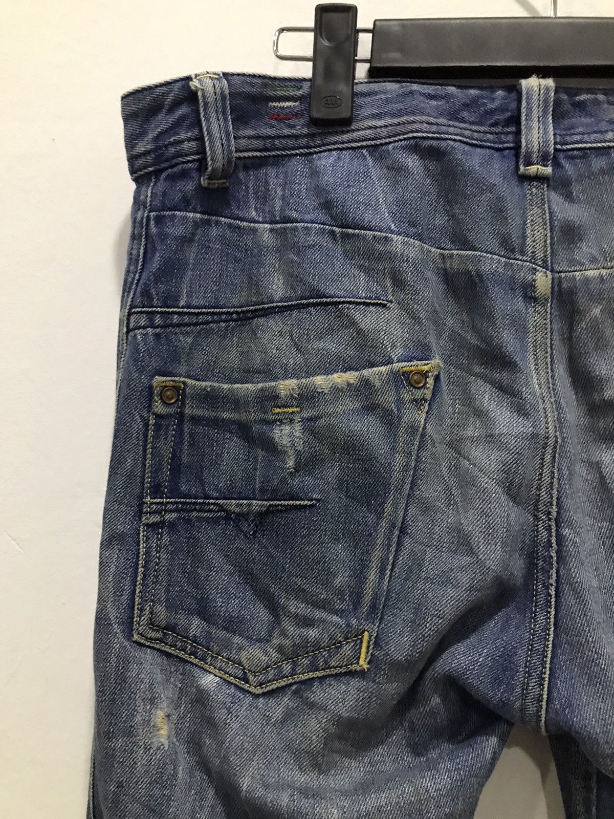 Diesel Diesel Darron Distressed denim MADE IN ITALY Size US 34 / EU 50 - 19 Thumbnail