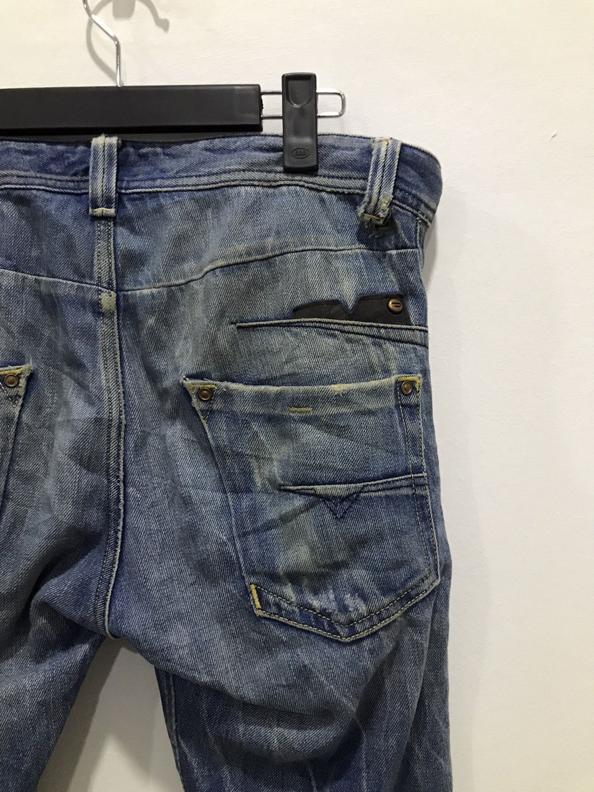 Diesel Diesel Darron Distressed denim MADE IN ITALY Size US 34 / EU 50 - 17 Thumbnail