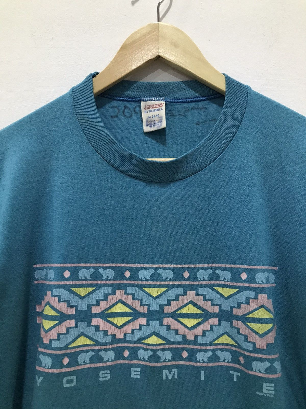 Jerzees Vtg YOSEMITE NATIONAL PARK Single stitch tee Size US M / EU 48-50 / 2 - 4 Thumbnail