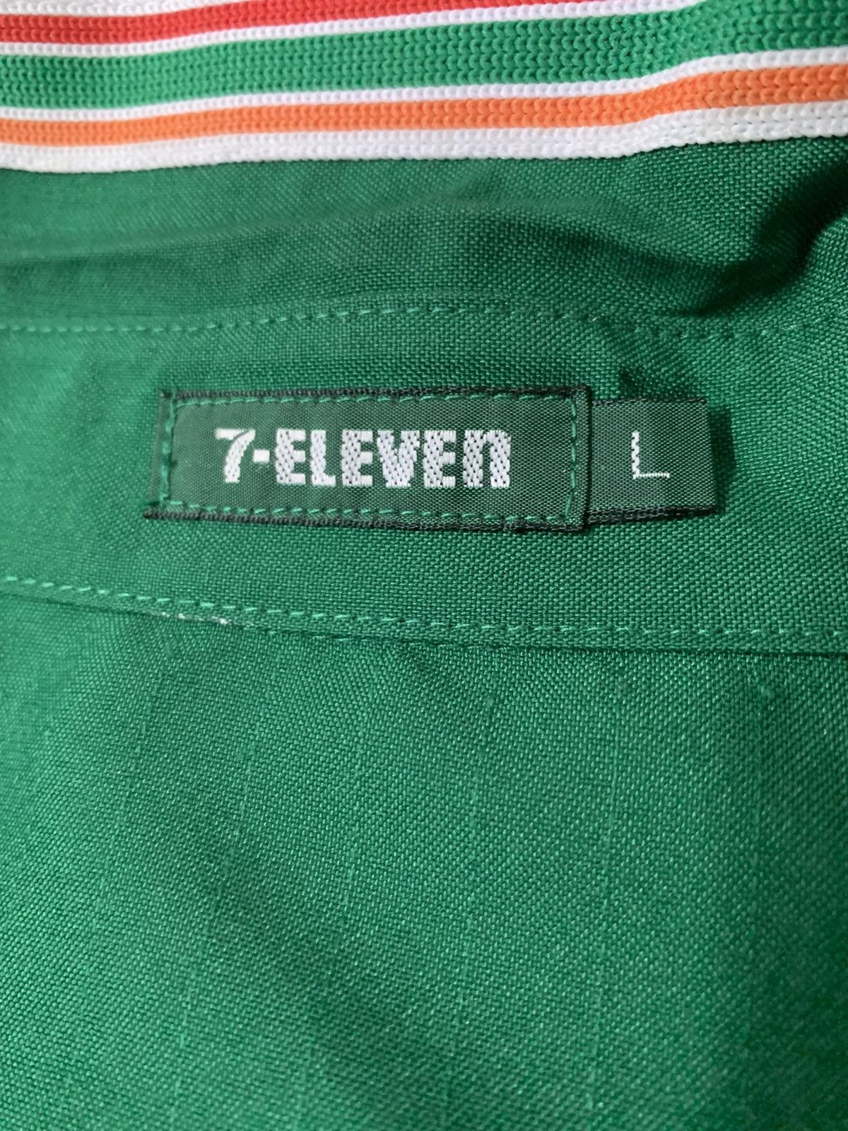 Uniform Wares 7 Eleven Workers Zipper Uniform Size US L / EU 52-54 / 3 - 5 Thumbnail