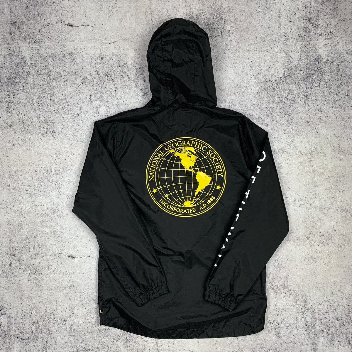 Vans national geographic hoodie hotsell