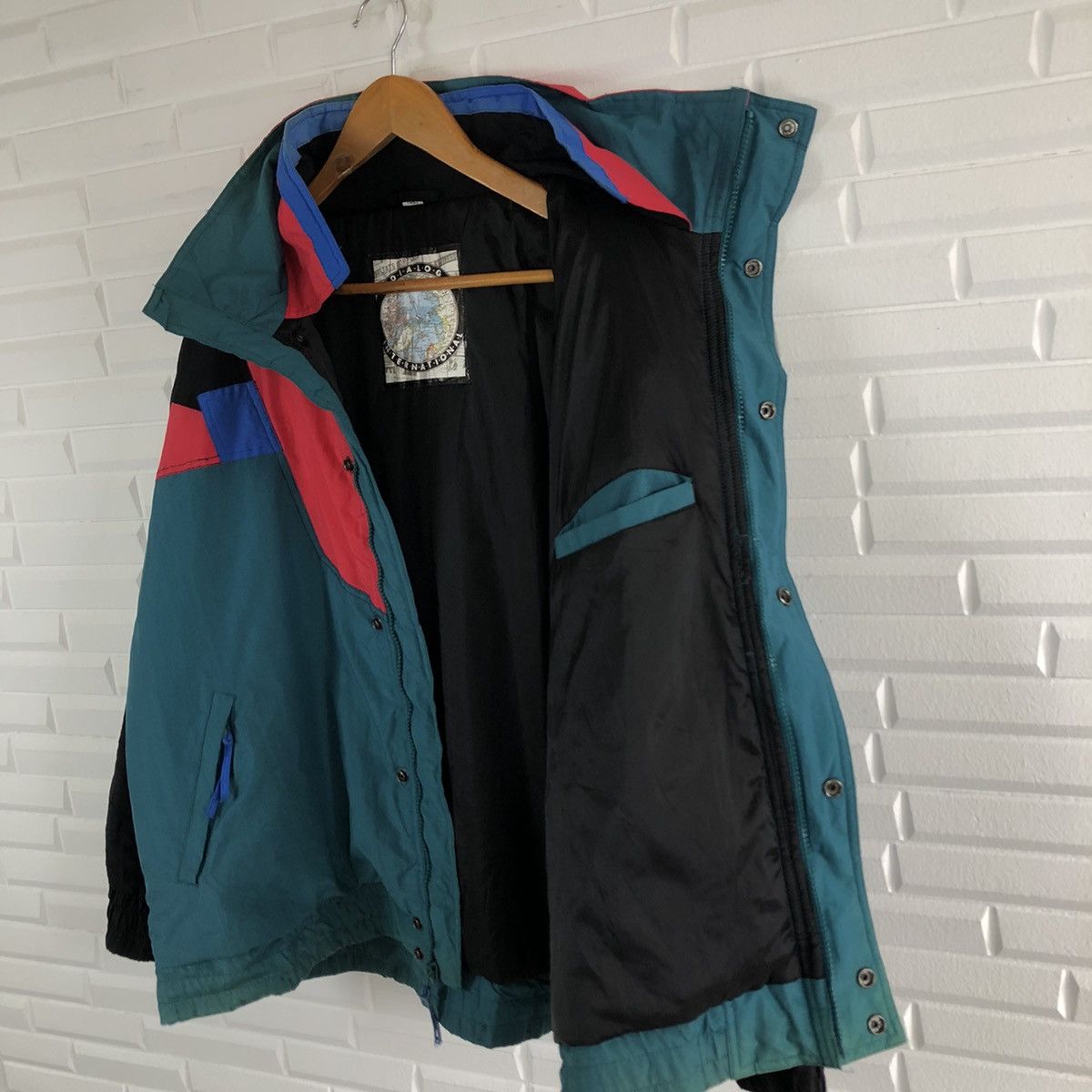Japanese Brand MULTI COLOUR RARE DESIGN DIALOG INTERNATIONAL USA JACKET Size US XXL / EU 58 / 5 - 11 Thumbnail