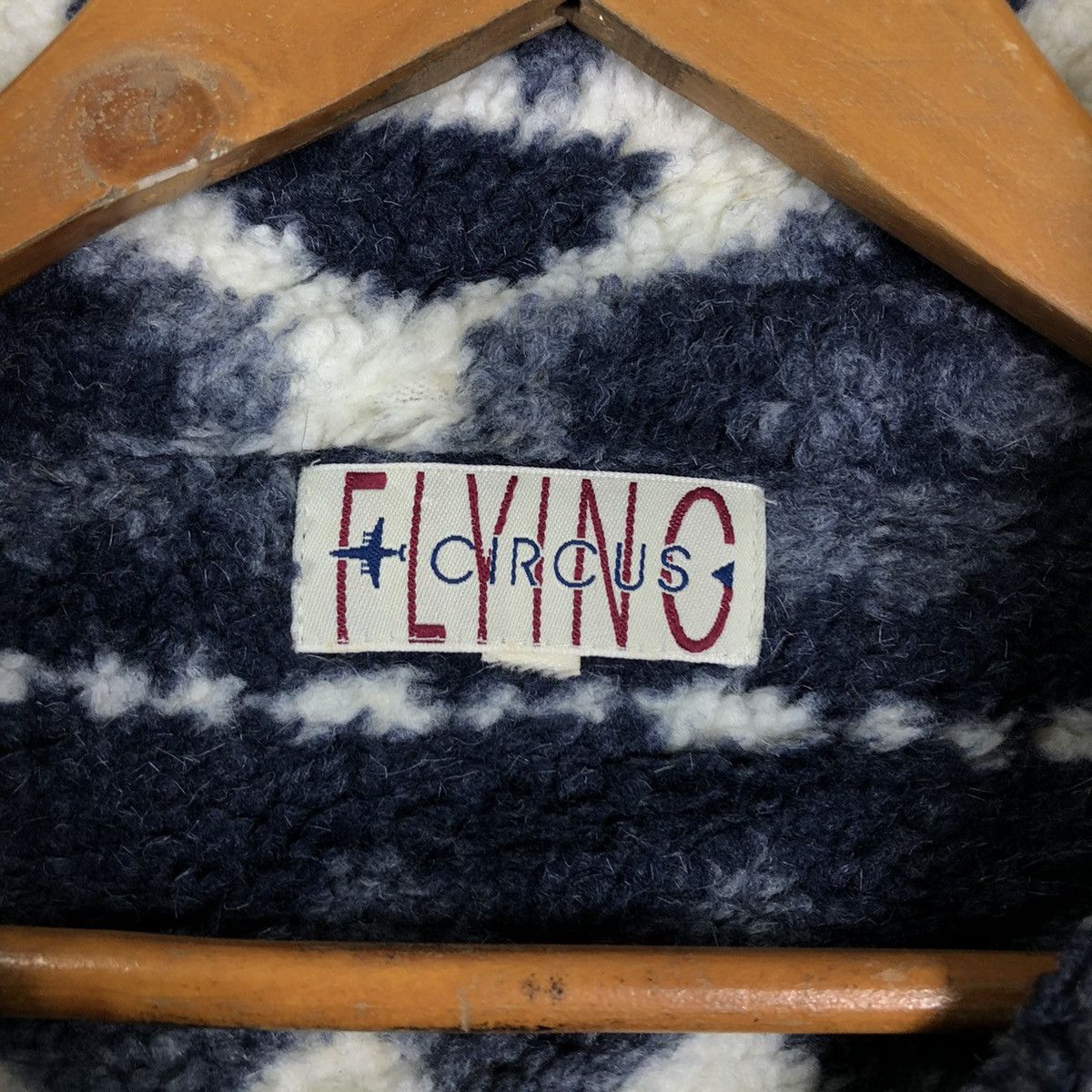 Japanese Brand VINTAGE FLEECE JACKET FLYING CIRCUS NAVAJO DESIGN Size US L / EU 52-54 / 3 - 10 Thumbnail