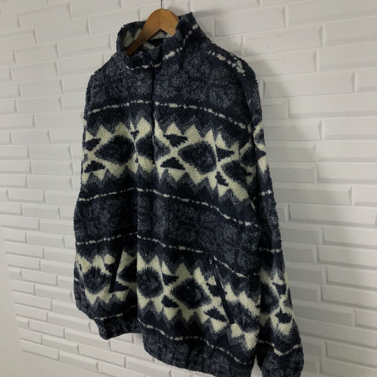 Japanese Brand VINTAGE FLEECE JACKET FLYING CIRCUS NAVAJO DESIGN Size US L / EU 52-54 / 3 - 2 Thumbnail