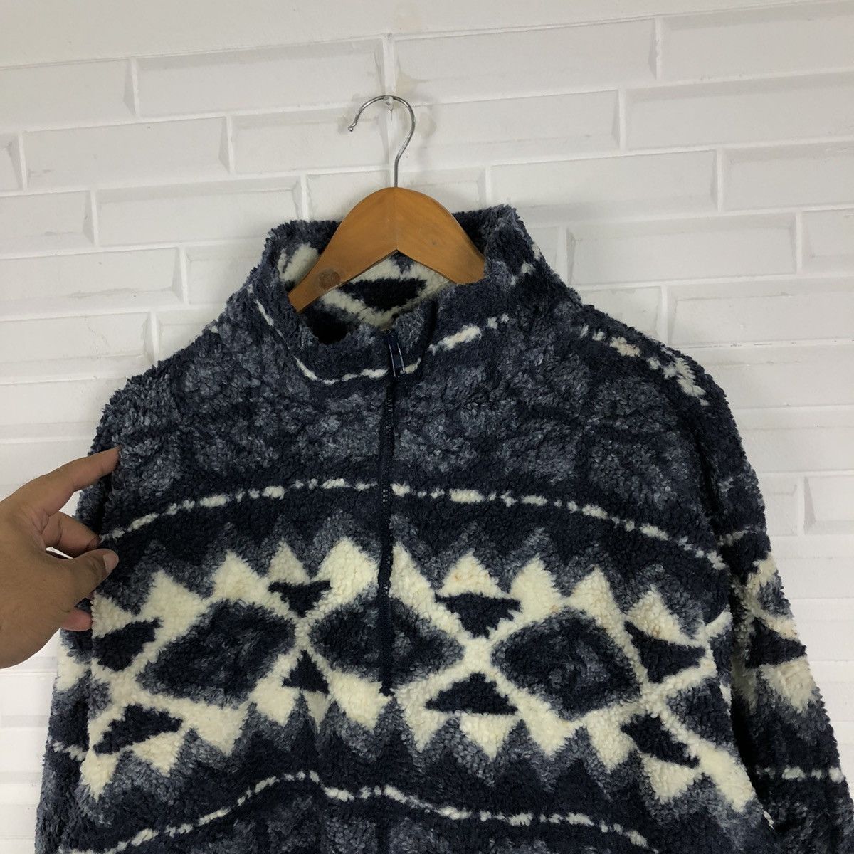 Japanese Brand VINTAGE FLEECE JACKET FLYING CIRCUS NAVAJO DESIGN Size US L / EU 52-54 / 3 - 5 Thumbnail