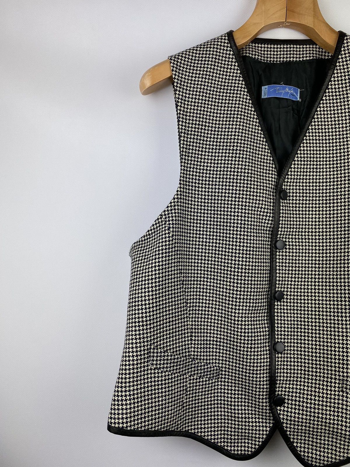 Mugler × Thierry Mugler Rare VTG Thierry Mugler lambswool sleeveless vest waistcoat Size 46R - 2 Thumbnail