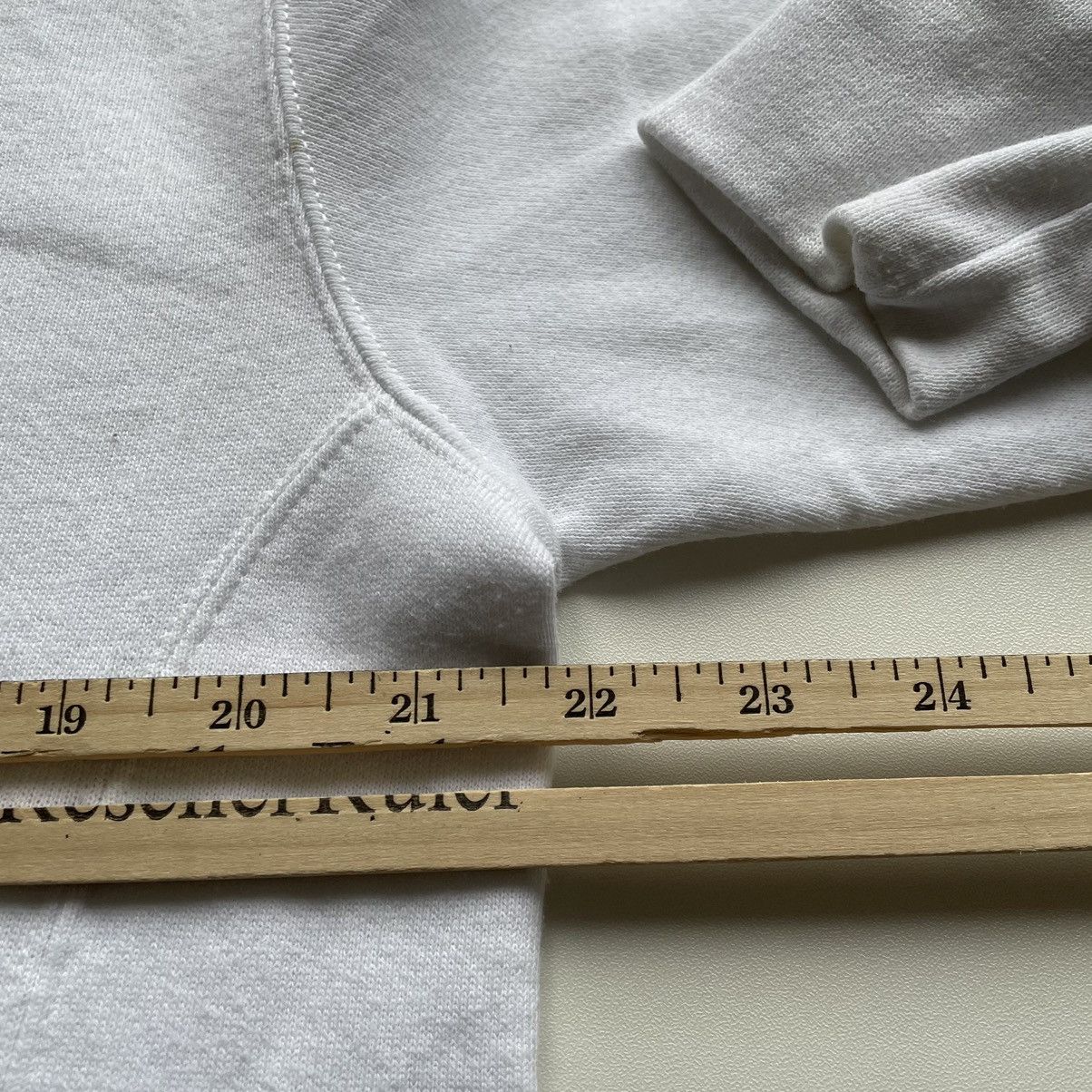 Russell Athletic Vintage 2000s Russell Athletic White Crewneck Medium Rare Size US M / EU 48-50 / 2 - 4 Thumbnail
