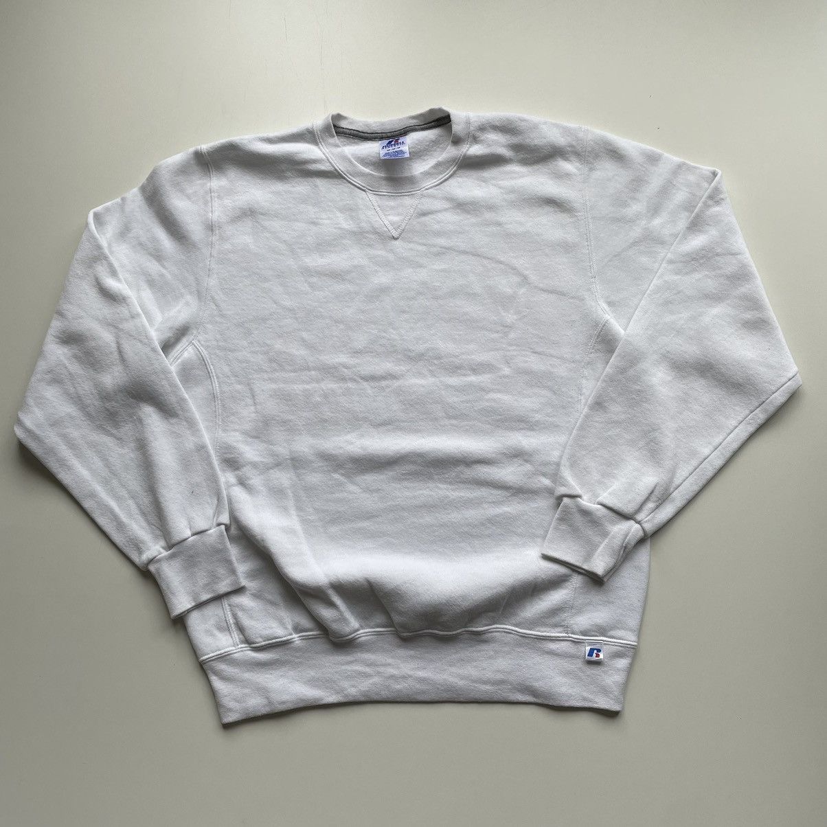 Russell Athletic Vintage 2000s Russell Athletic White Crewneck Medium Rare Size US M / EU 48-50 / 2 - 1 Thumbnail