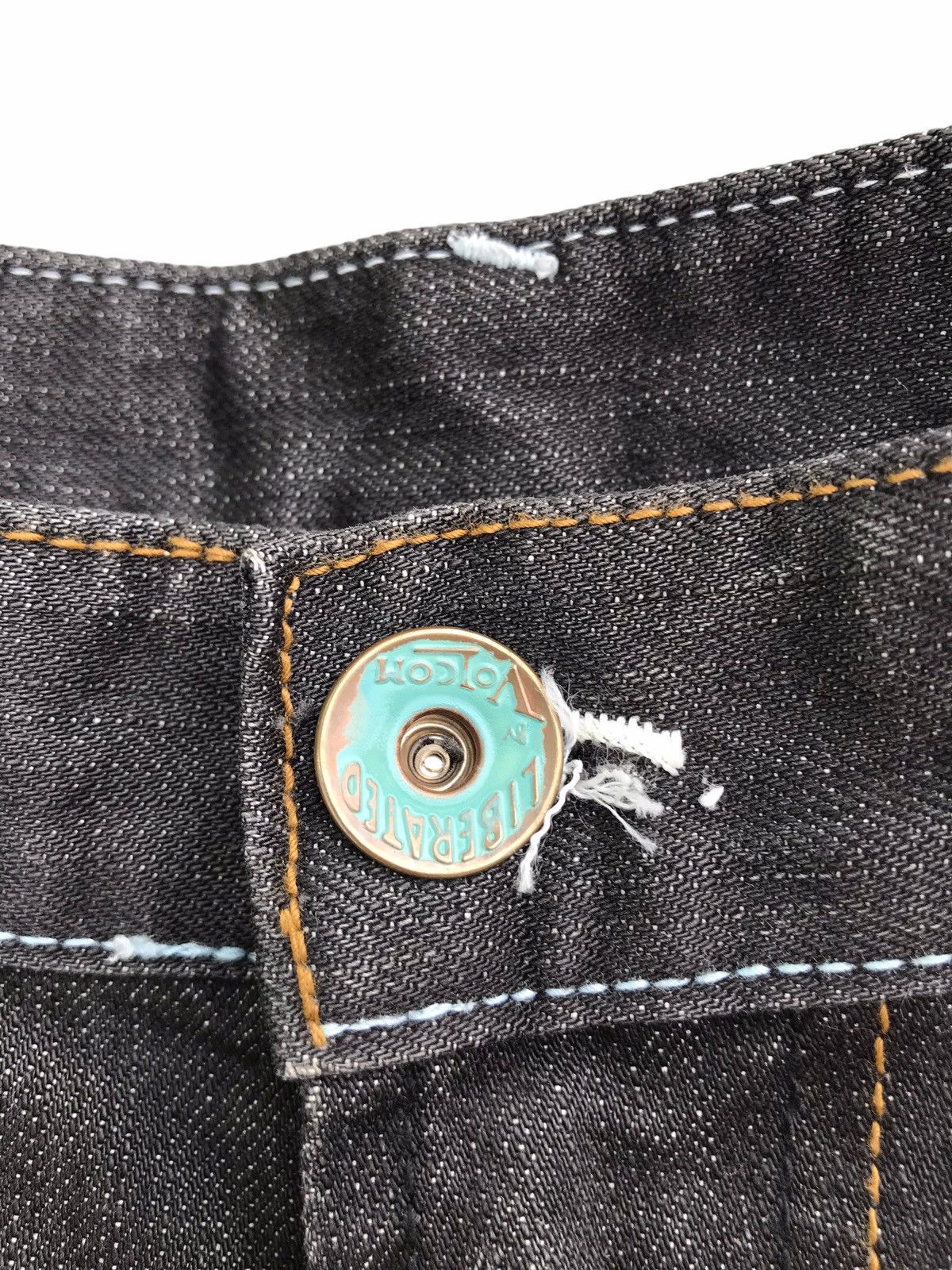 Volcom VOLCOM Liberated Revolver Jeans Made In Usa Size US 35 - 6 Thumbnail