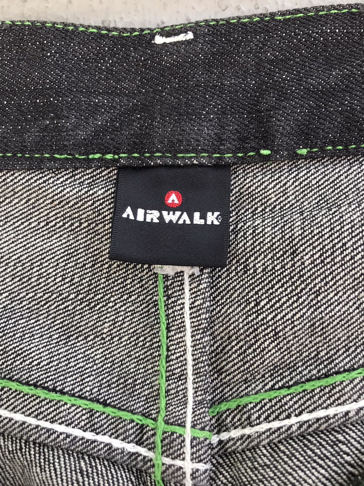 Airwalk Airwalk Printed Black Denim Jeans Size US 36 / EU 52 - 8 Thumbnail