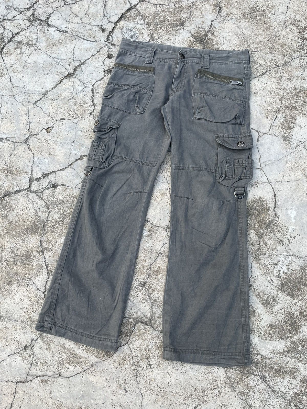 Japanese Brand Vintage Japanese Brand Tactical Cargo Pants Bondage Flare Size 31" - 1 Thumbnail