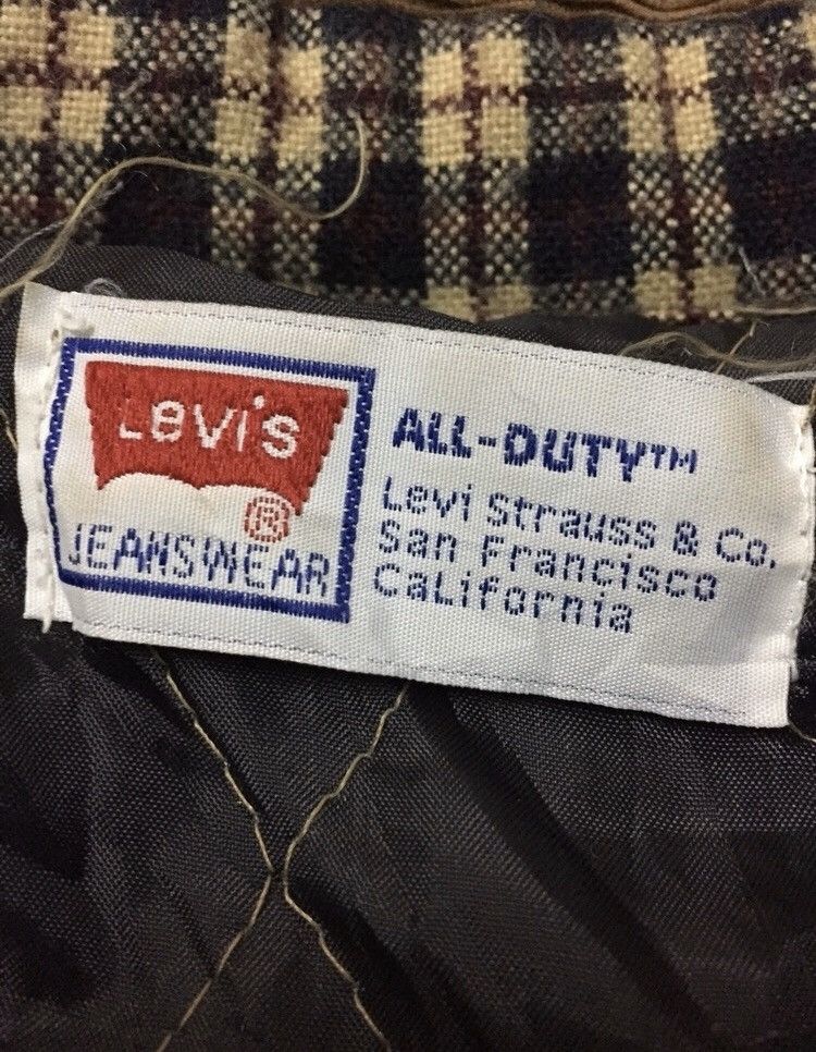 Levi's Vintage levis Curduroy quilted jacket big E Size US M / EU 48-50 / 2 - 5 Thumbnail