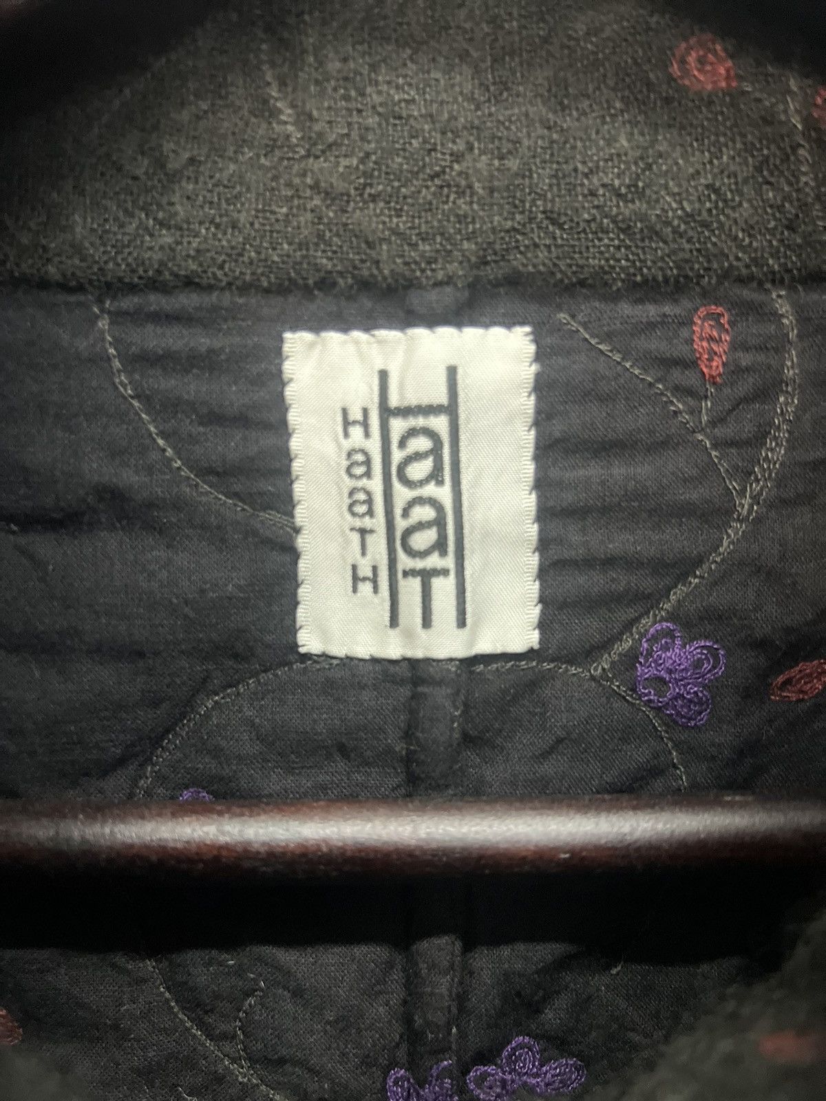 Issey Miyake ISSEY MIYAKE HAAT HAATH FLORAL EMBROIDERY BUTTON UP Size M / US 6-8 / IT 42-44 - 6 Thumbnail