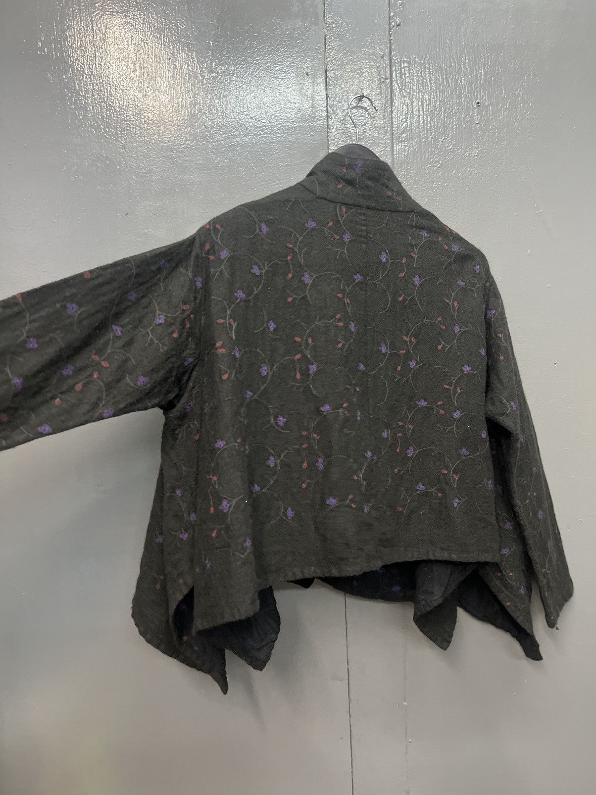 Issey Miyake ISSEY MIYAKE HAAT HAATH FLORAL EMBROIDERY BUTTON UP Size M / US 6-8 / IT 42-44 - 8 Thumbnail