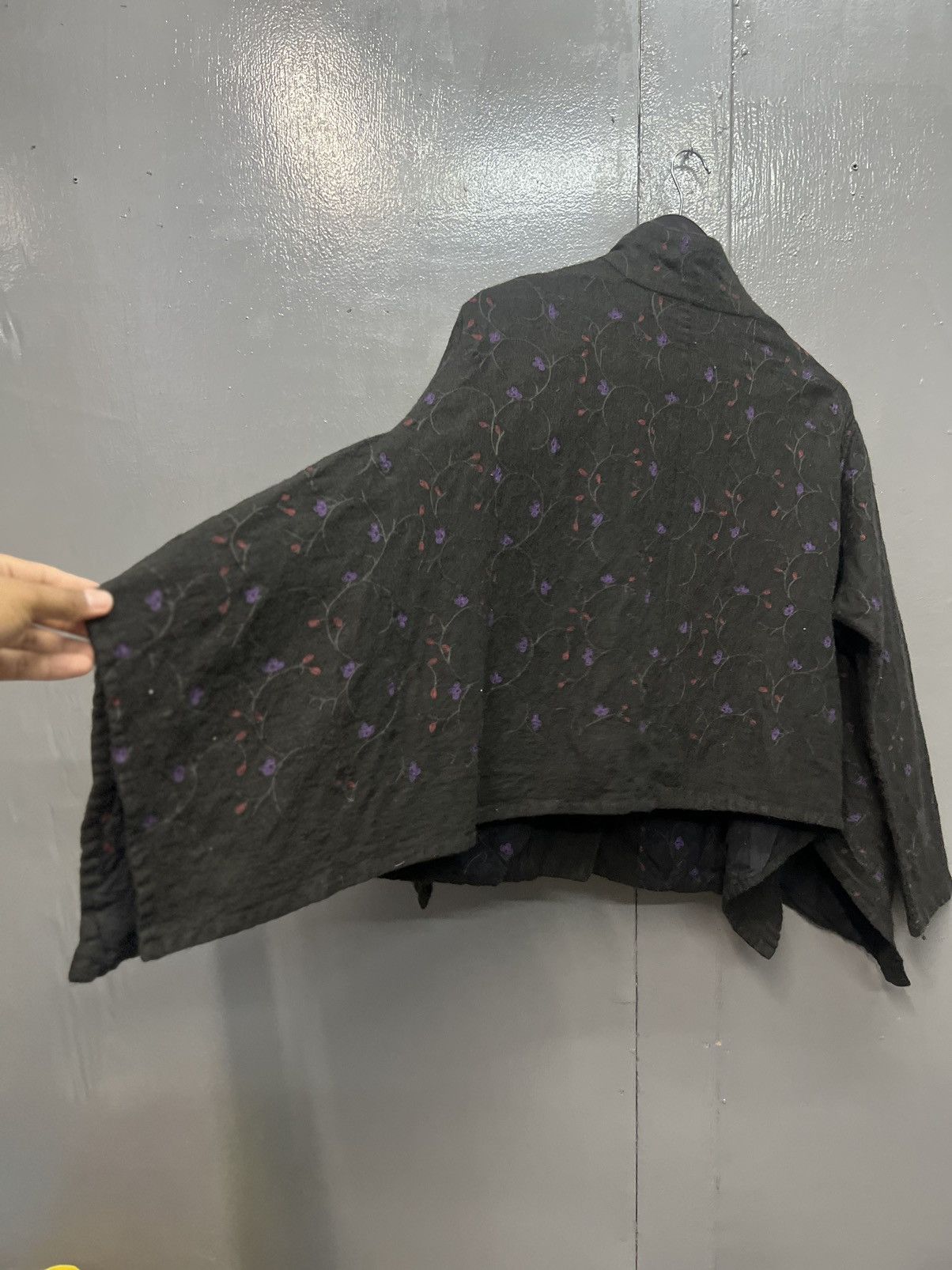 Issey Miyake ISSEY MIYAKE HAAT HAATH FLORAL EMBROIDERY BUTTON UP Size M / US 6-8 / IT 42-44 - 9 Thumbnail