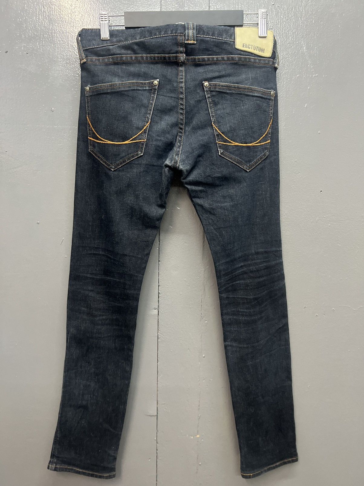 FACTOTUM FACTOTUM JEANS SKINNY SIZE 32 Size 32" / US 10 / IT 46 - 3 Thumbnail