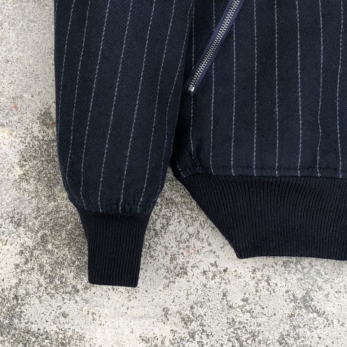 Vintage Japanese Brand Gu Striped Black Bomber Jacket Size US S / EU 44-46 / 1 - 7 Thumbnail