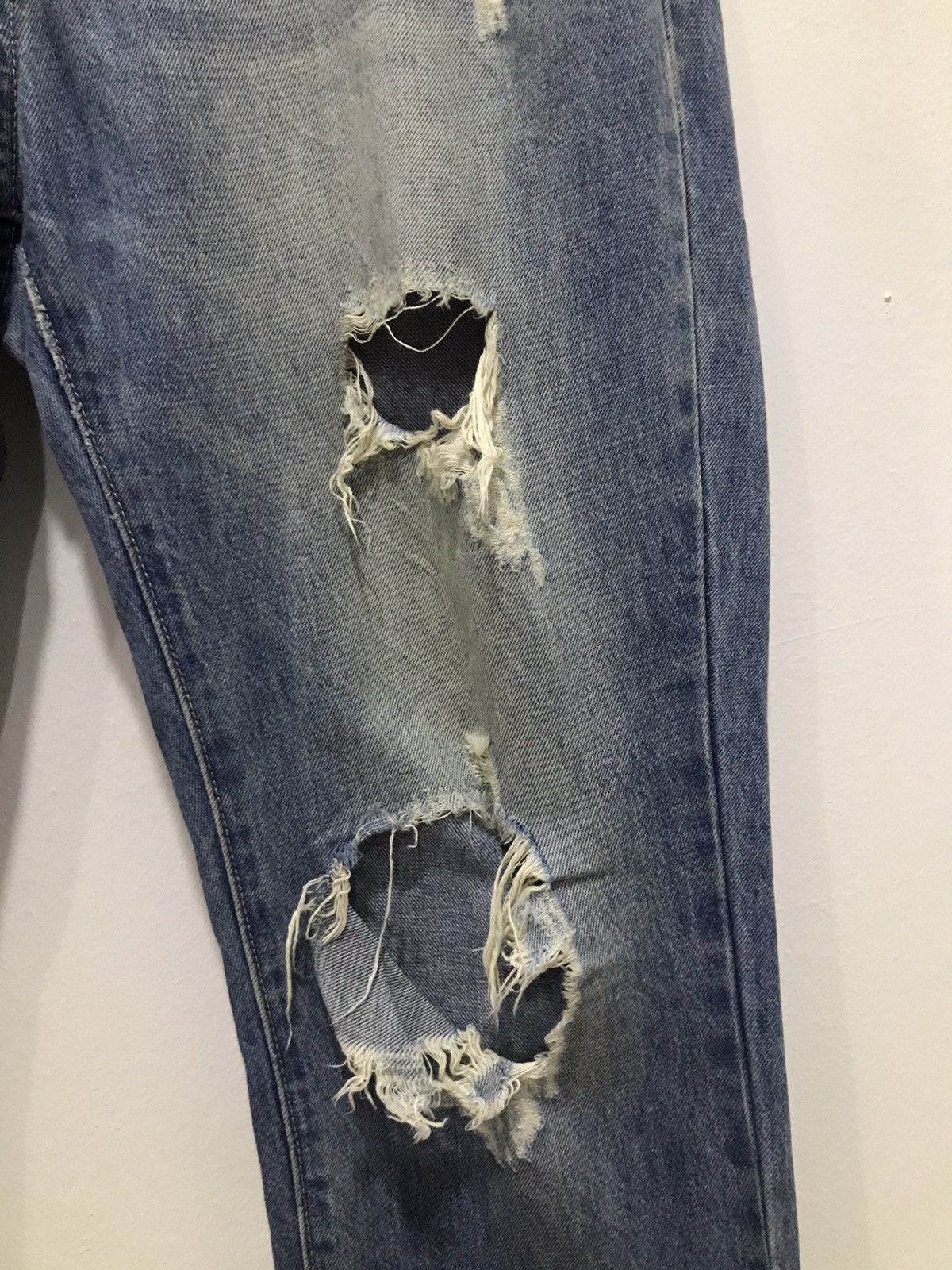 Japanese Brand Retro girl Distressed denim jeans Size 32 Size US 32 / EU 48 - 5 Thumbnail