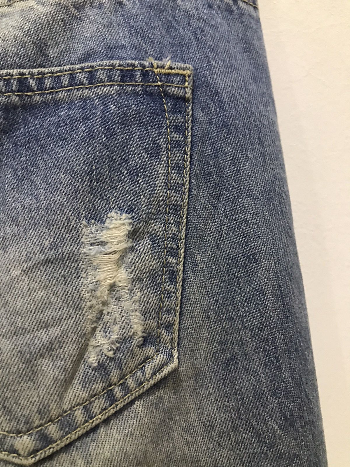 Japanese Brand Retro girl Distressed denim jeans Size 32 Size US 32 / EU 48 - 14 Thumbnail