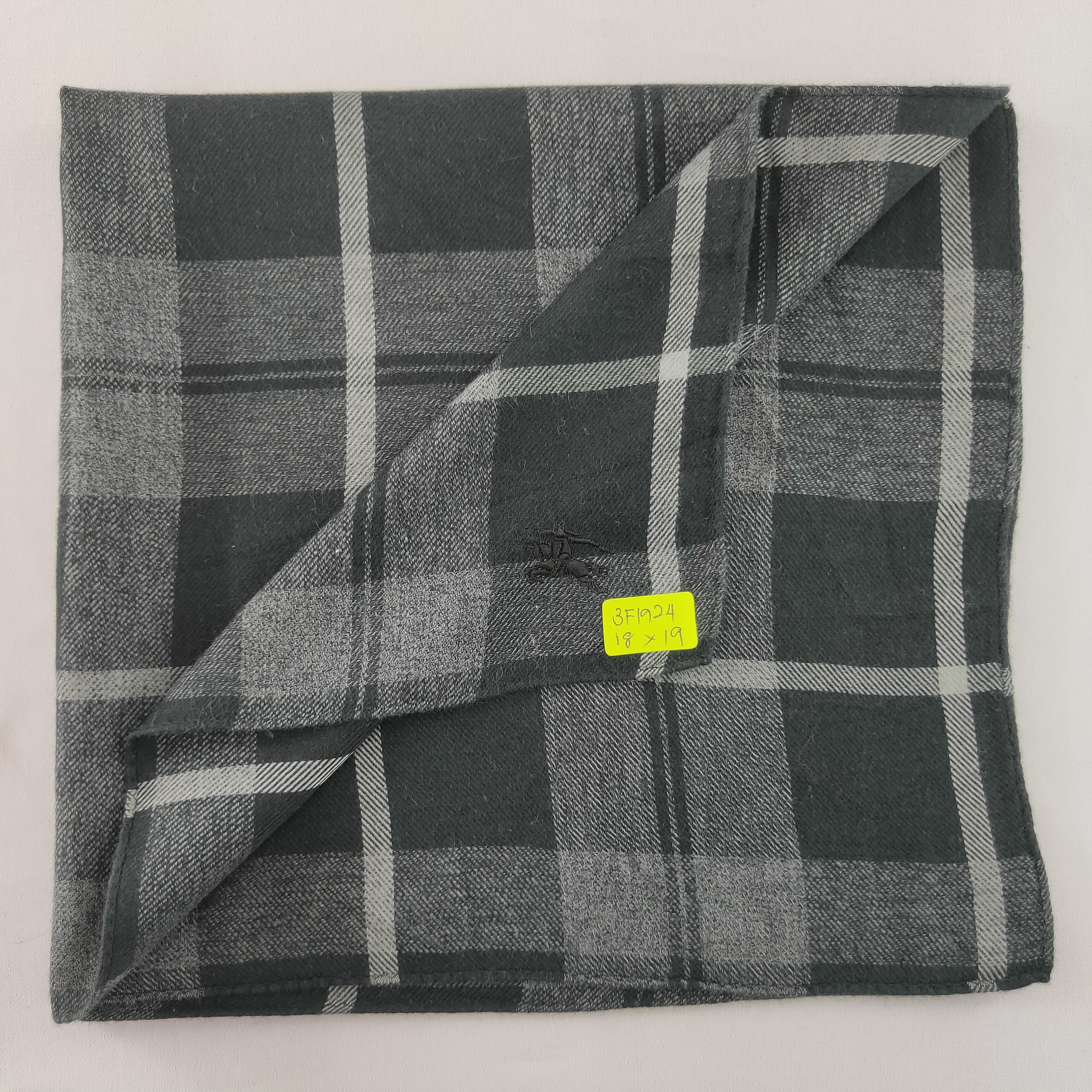 Burberry Burberry Handkerchief neckerchief bandana - 3F1924 Size ONE SIZE - 3 Thumbnail