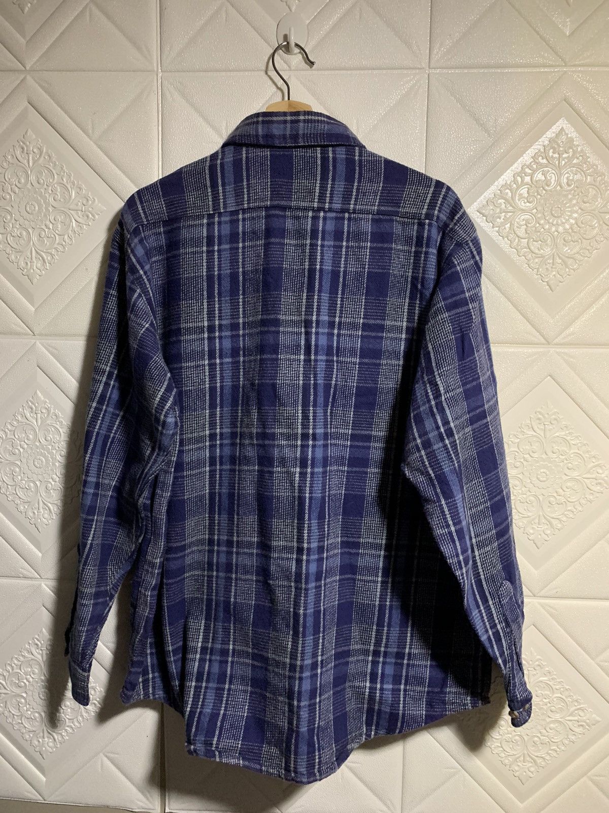 Carhartt Vintage Carhartt Flannel Shirt Made In USA Size US L / EU 52-54 / 3 - 2 Thumbnail