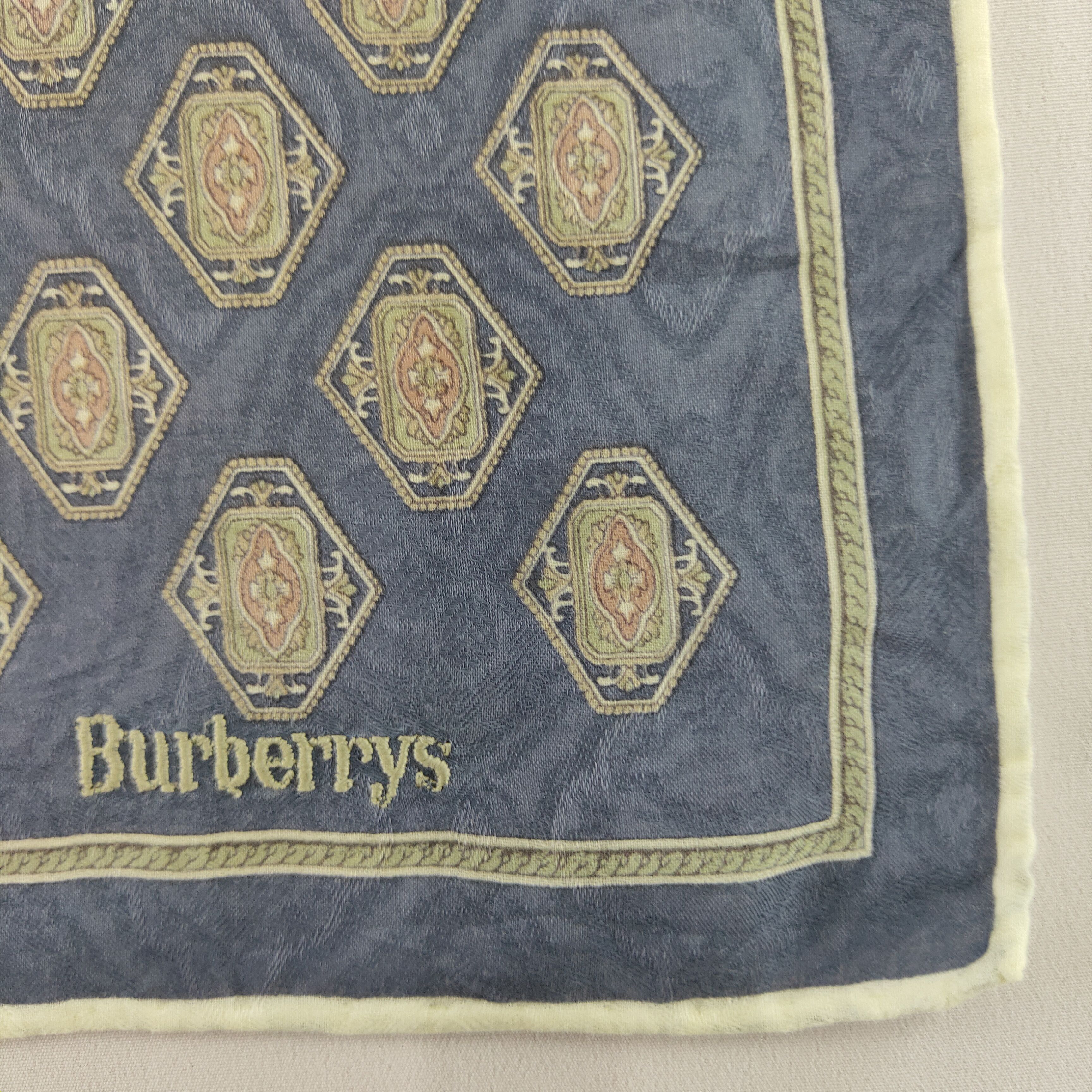 Burberry × Vintage Burberry Handkerchief neckerchief bandana - 3F2180 Size ONE SIZE - 5 Thumbnail