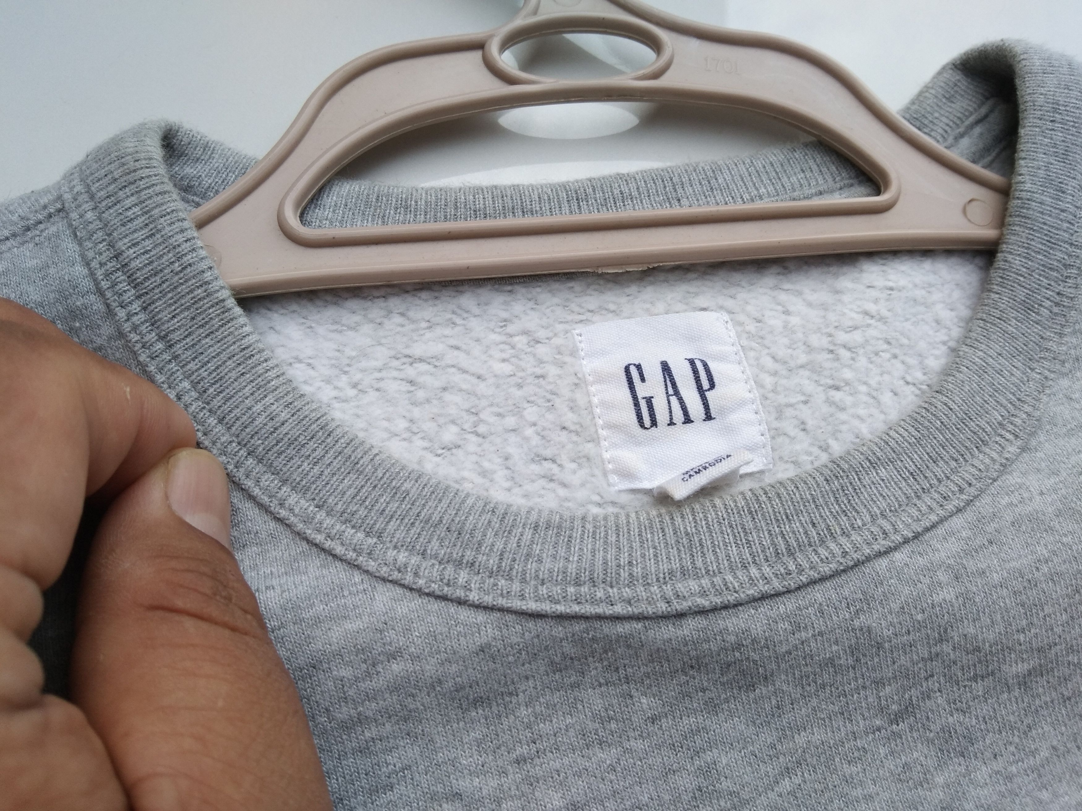Gap GAP SPELL OUT EMBROIDERY SWEATSHIRT Size US M / EU 48-50 / 2 - 5 Thumbnail