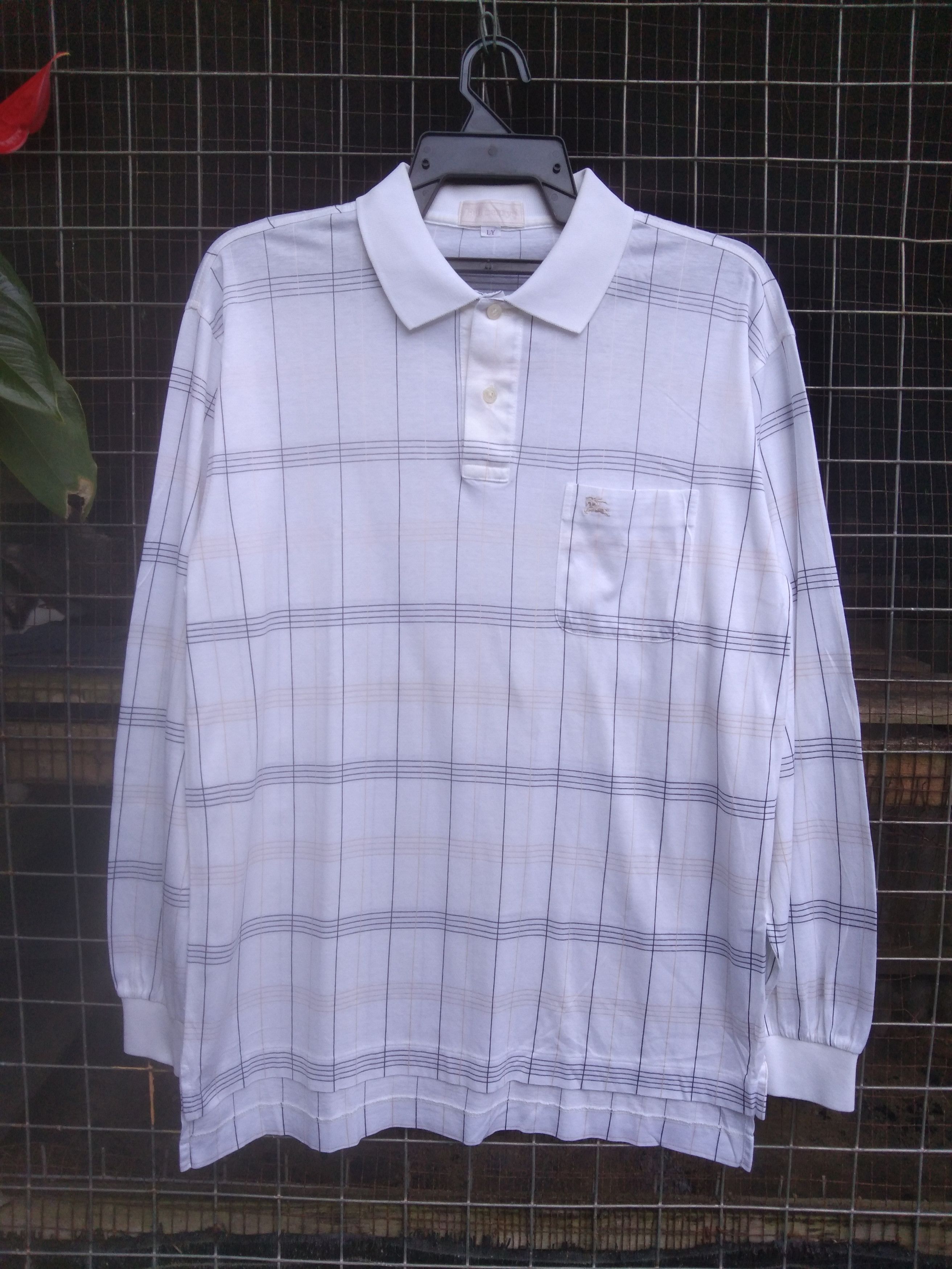 Burberry VINTAGE BURBERRY JAPAN LGHT AND SOFT POLO TEES Size US L / EU 52-54 / 3 - 1 Thumbnail