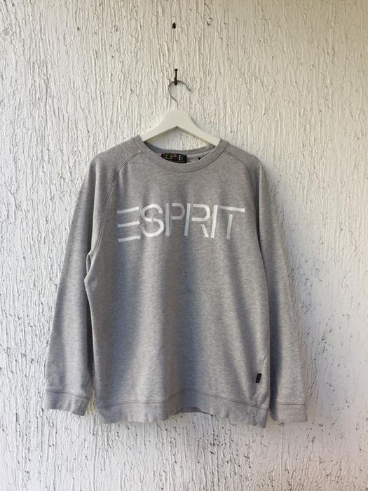 Esprit logo hot sale sweatshirt