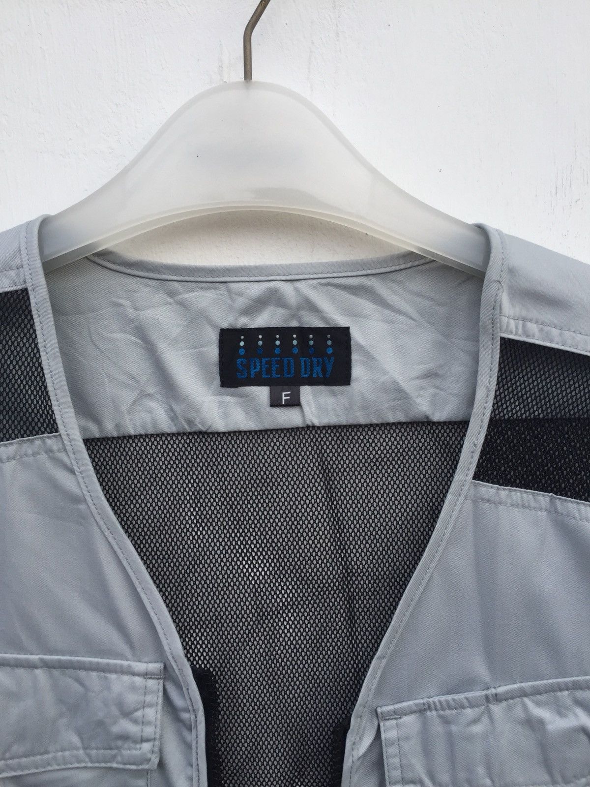Japanese Brand Japanes Speed Dry Vest Multiple Net Buckle Bet Side Size US M / EU 48-50 / 2 - 7 Thumbnail