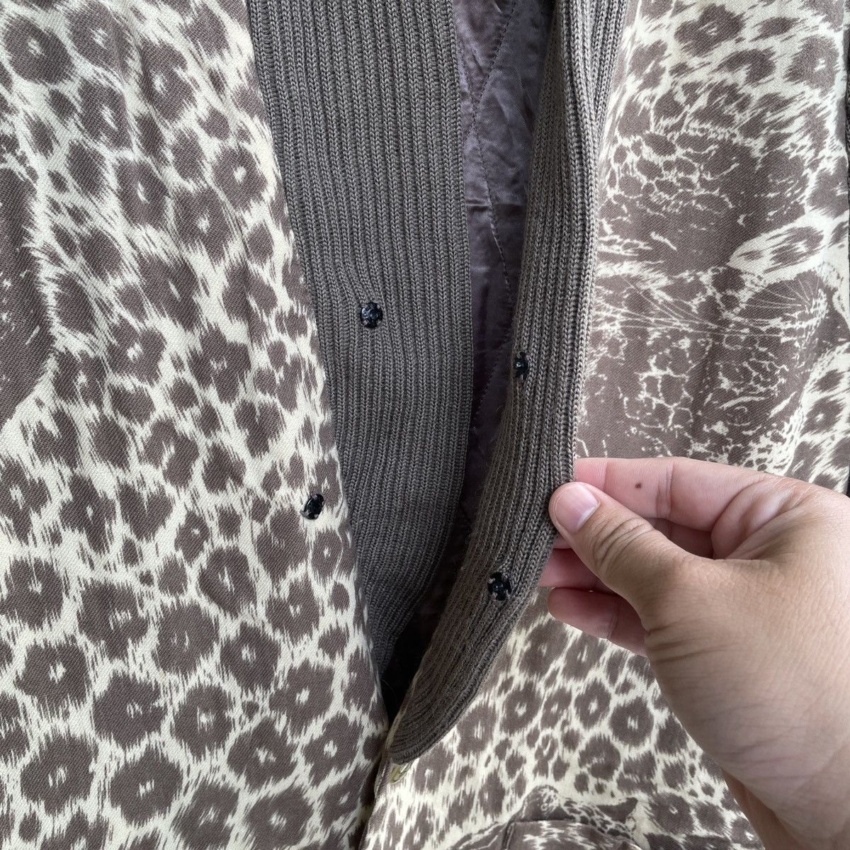 Aran Isles Knitwear Vintage‼️ GK Leopord Cardigan Knitwear Rare Design Size US M / EU 48-50 / 2 - 8 Thumbnail