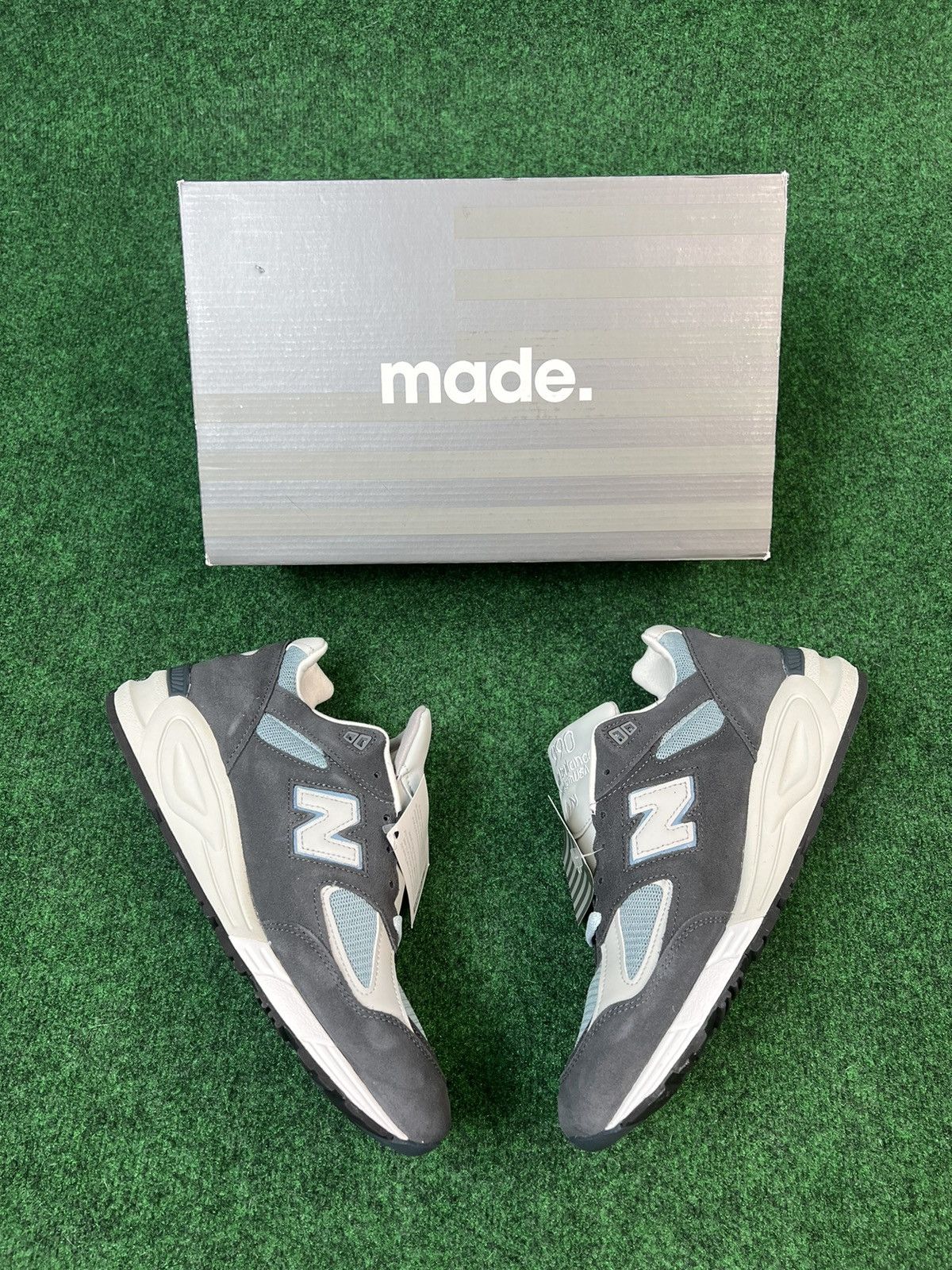 KITH NEW BALANCE 990 V2 STEEL BLUE SIZE