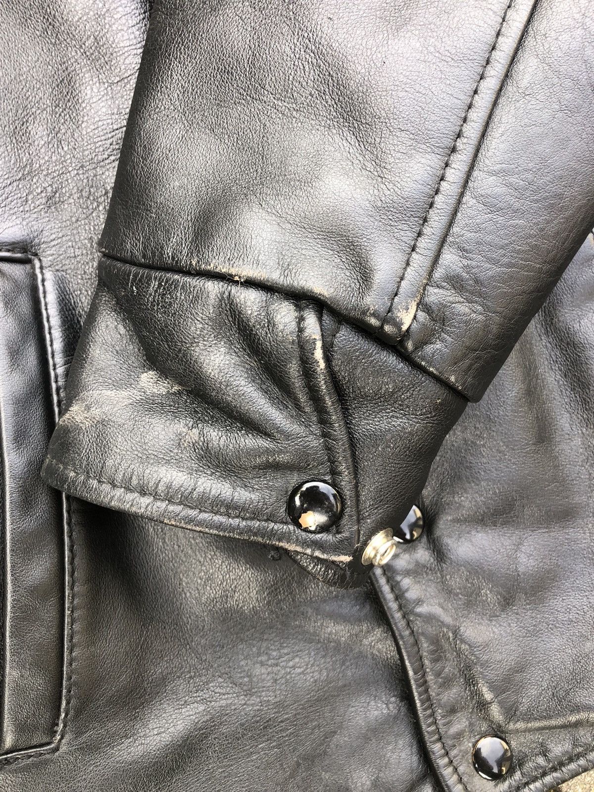 Vintage Vintage 70s letterman patch leather jacket Size US L / EU 52-54 / 3 - 8 Thumbnail