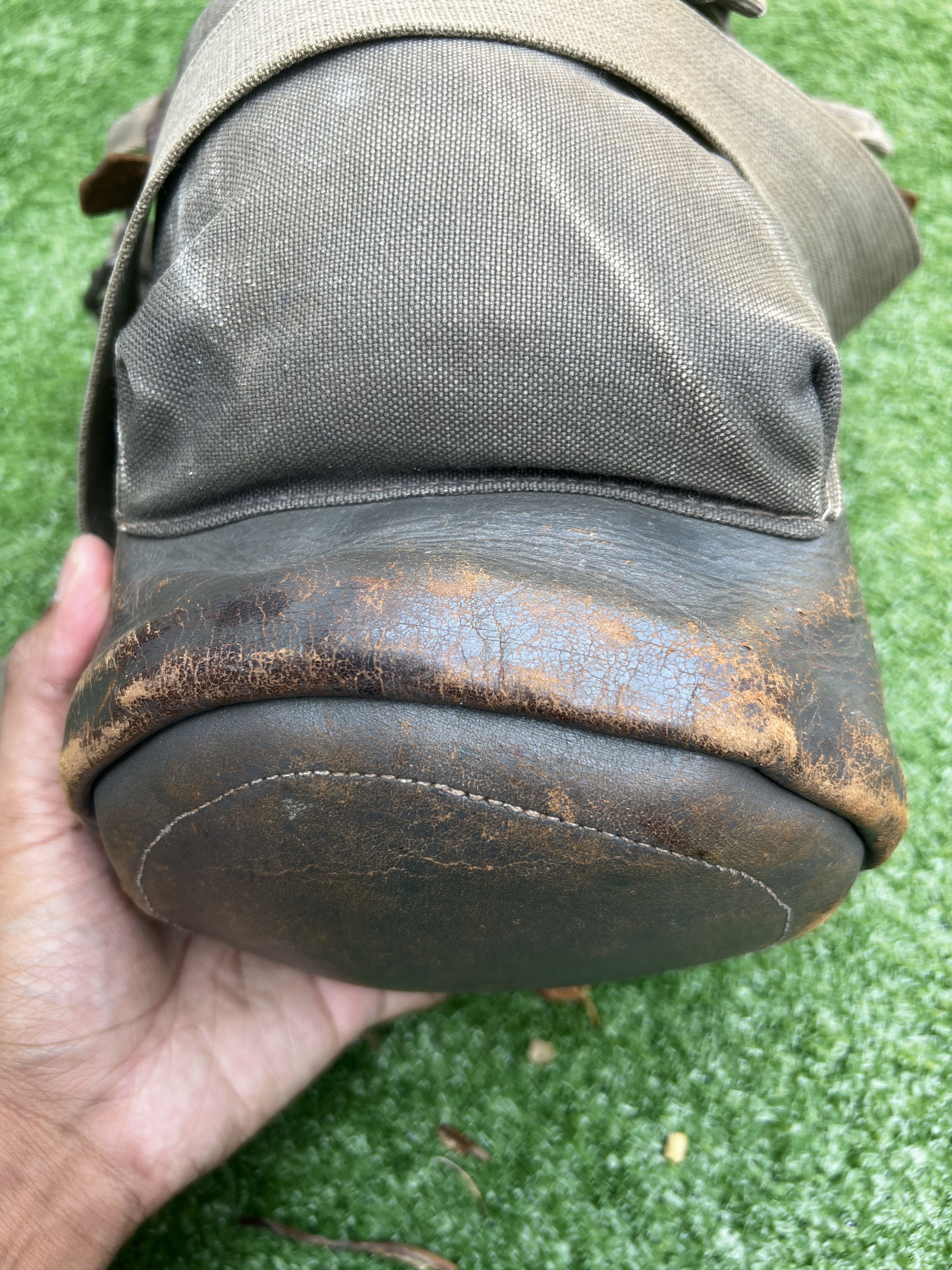 Vintage Vintage Genuine Leather Tactical Utility Kmrii Sling Bag Size ONE SIZE - 14 Thumbnail
