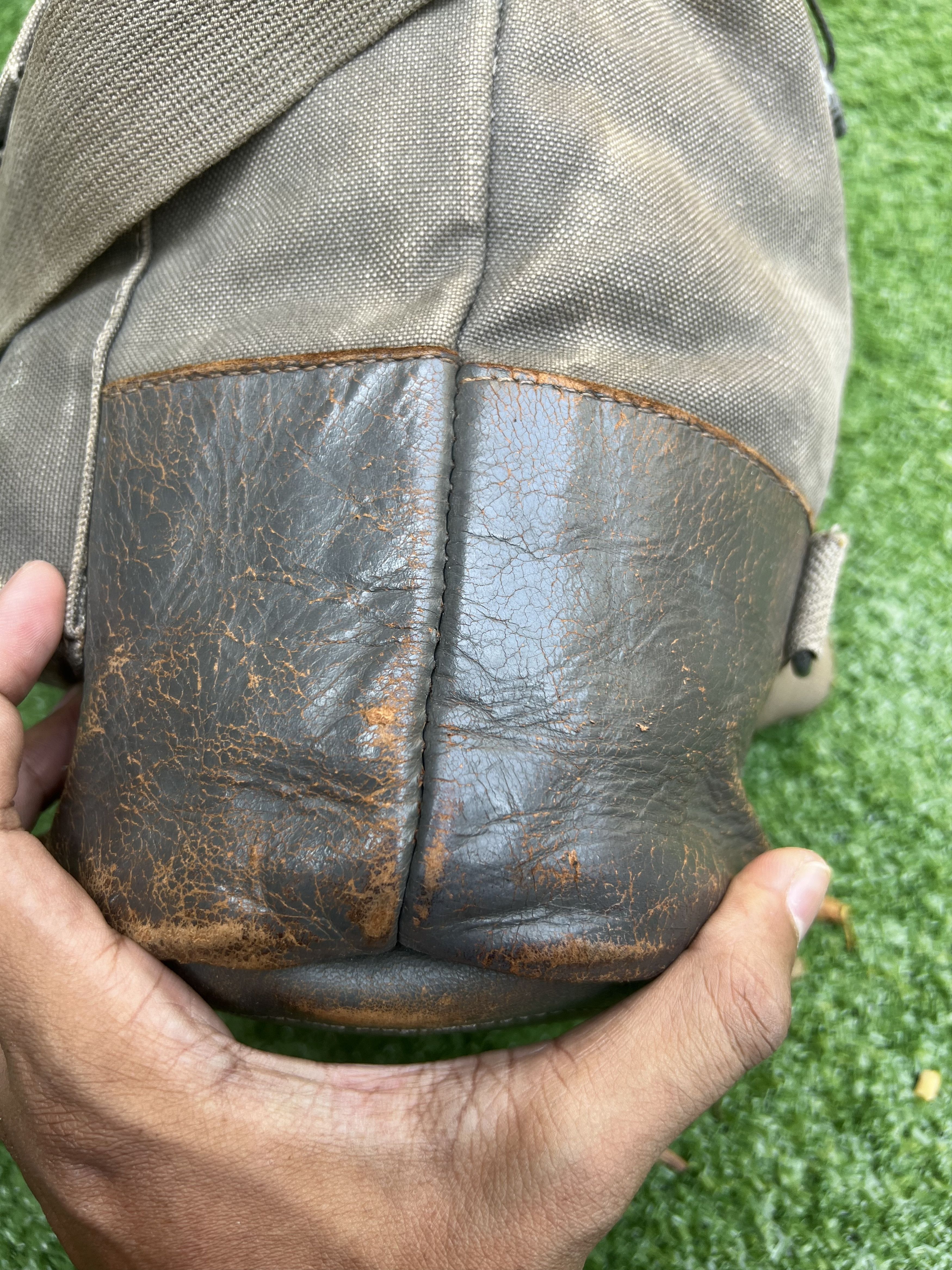 Vintage Vintage Genuine Leather Tactical Utility Kmrii Sling Bag Size ONE SIZE - 13 Thumbnail