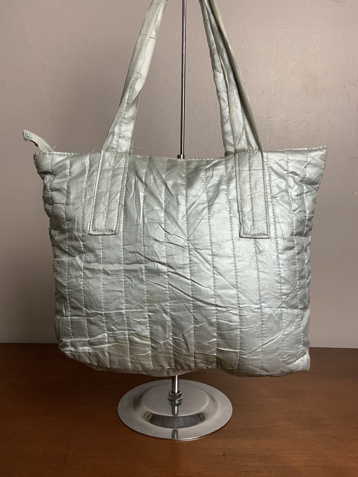 Issey Miyake Plantation Issey Miyake Silver Puffer Tote Bag Size ONE SIZE - 7 Thumbnail