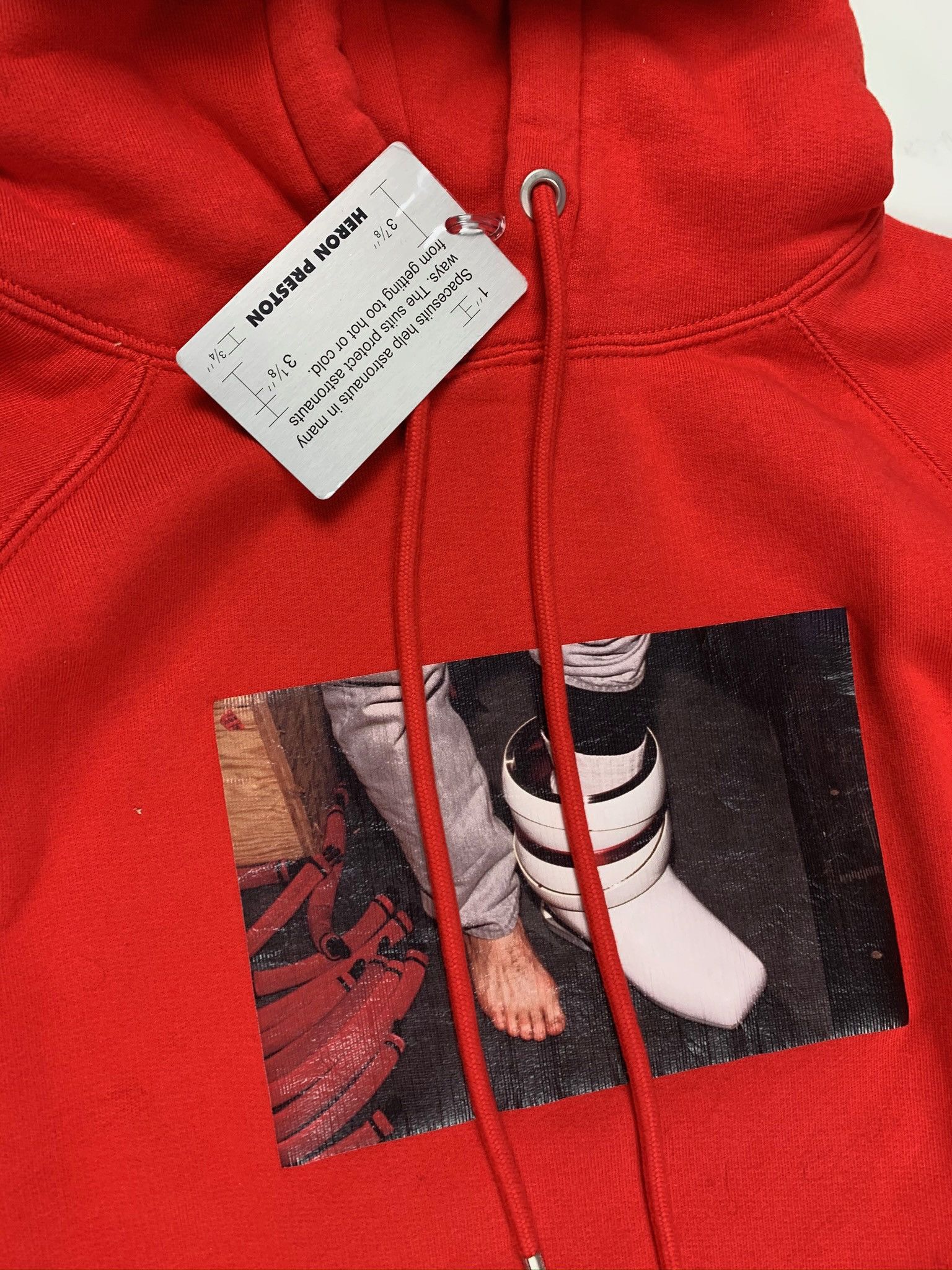 Heron Preston 🔥60% OFF🔥 [SALE] Heron Preston Nasa Photo Red Hoodie Size US S / EU 44-46 / 1 - 6 Thumbnail
