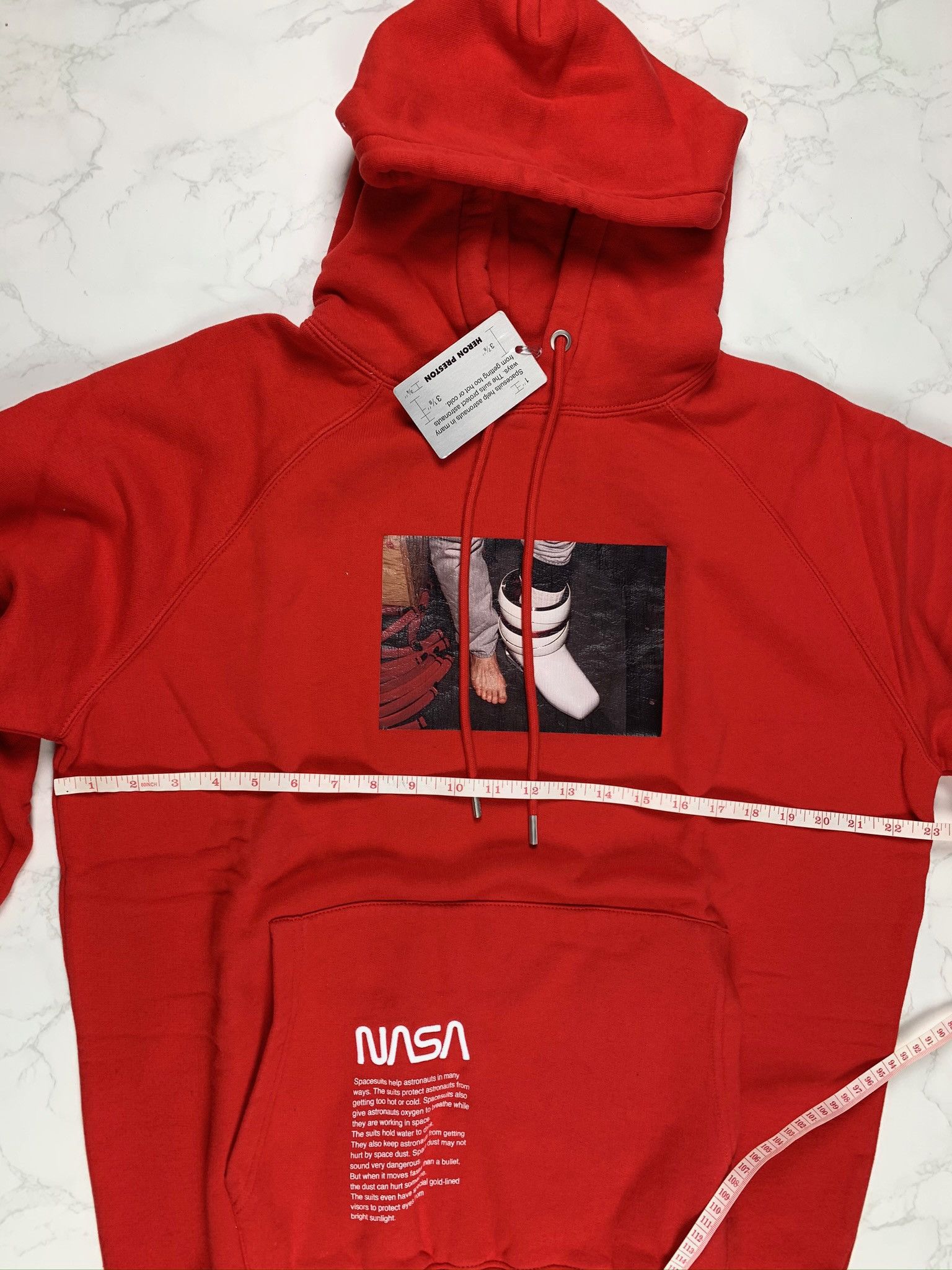 Heron Preston 🔥60% OFF🔥 [SALE] Heron Preston Nasa Photo Red Hoodie Size US S / EU 44-46 / 1 - 4 Thumbnail