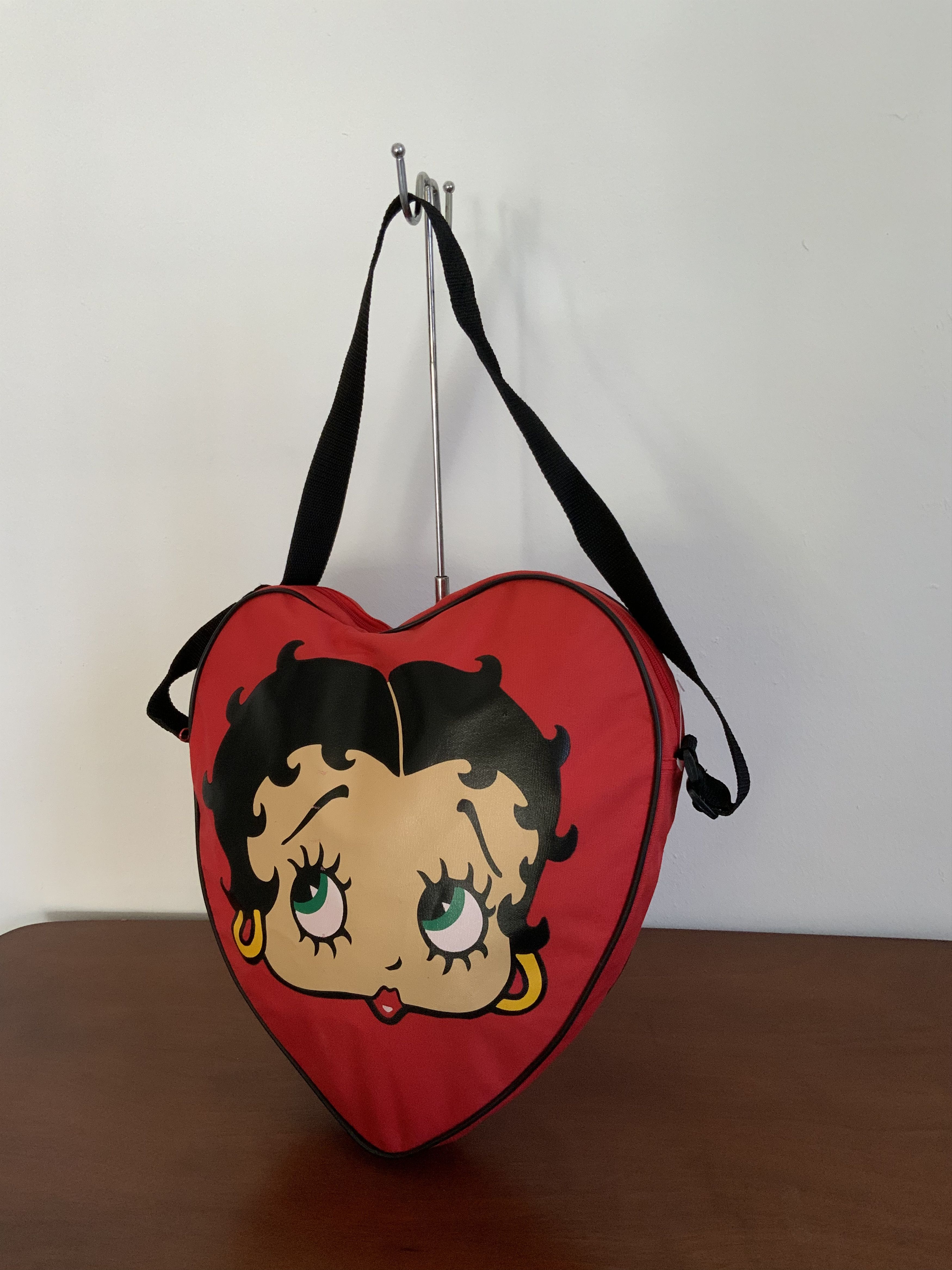 image of Archival Clothing x Cartoon Network Betty Boop X Universal Studios Love Shape Slig Bag in Red, Men'