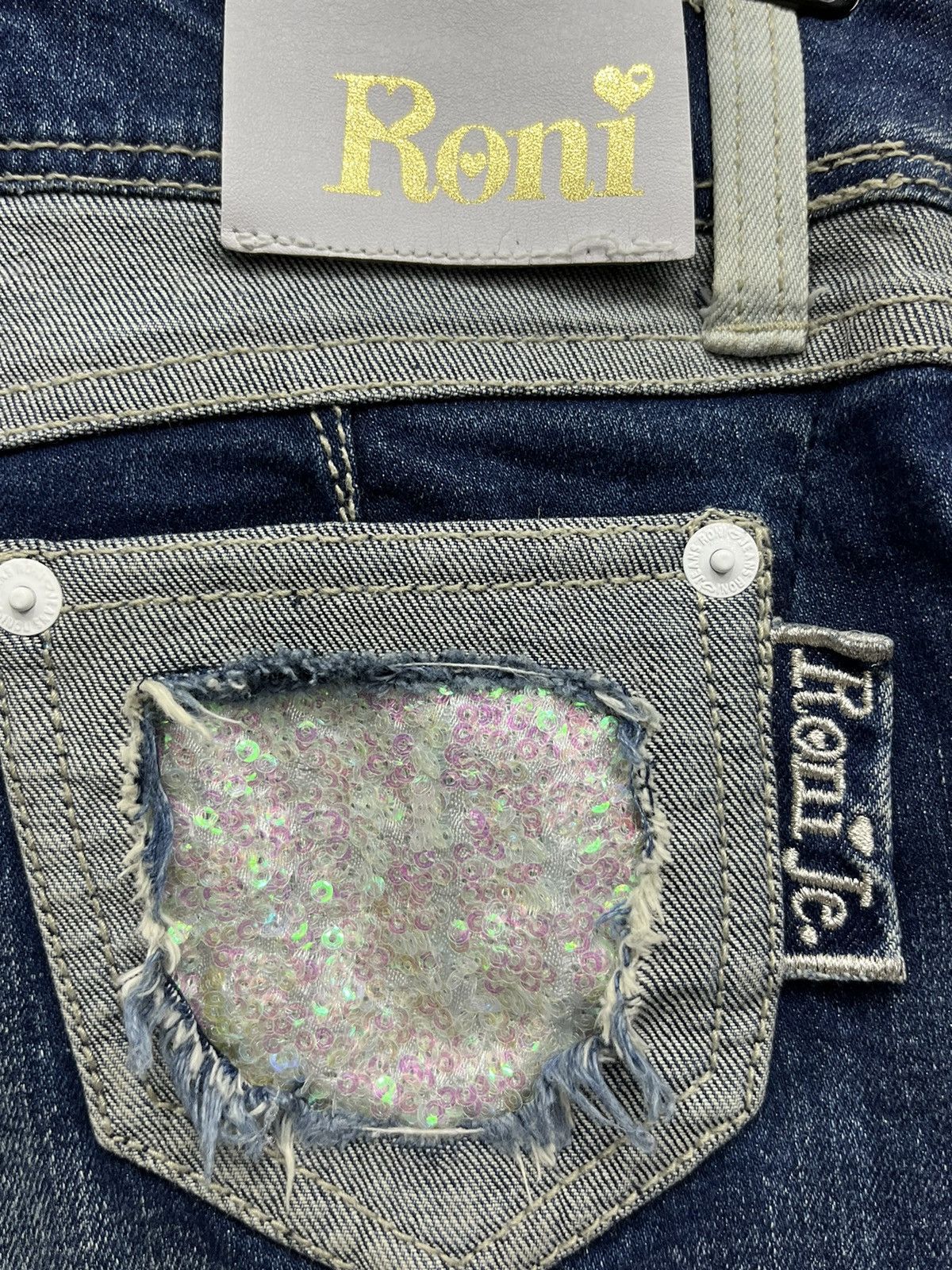 Ronin Division RONI Sequin Patchwork Blow Out Stretch Denim Cropped Style Size 25" / US 0 / IT 36 - 12 Thumbnail